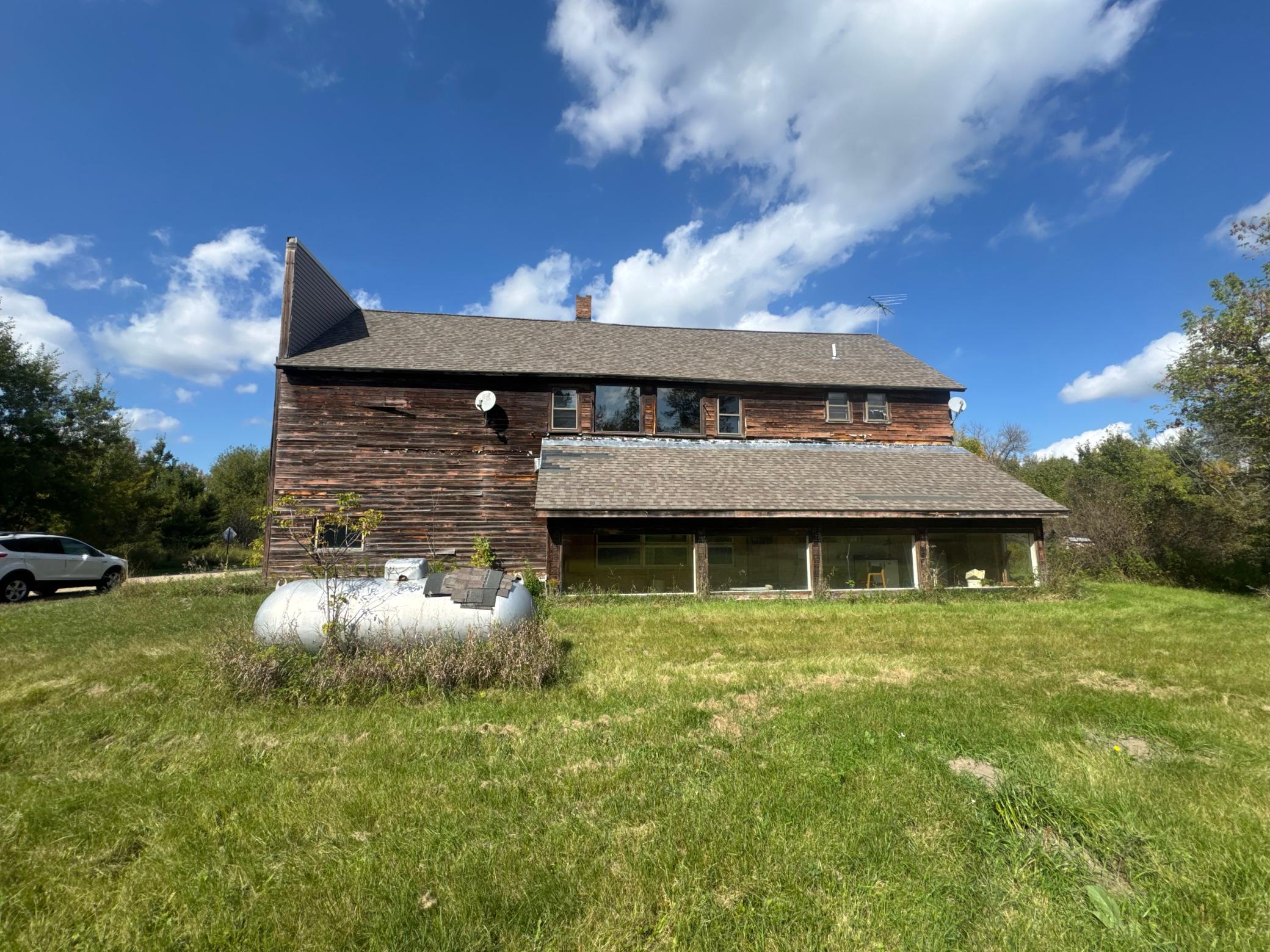 main property photo 5