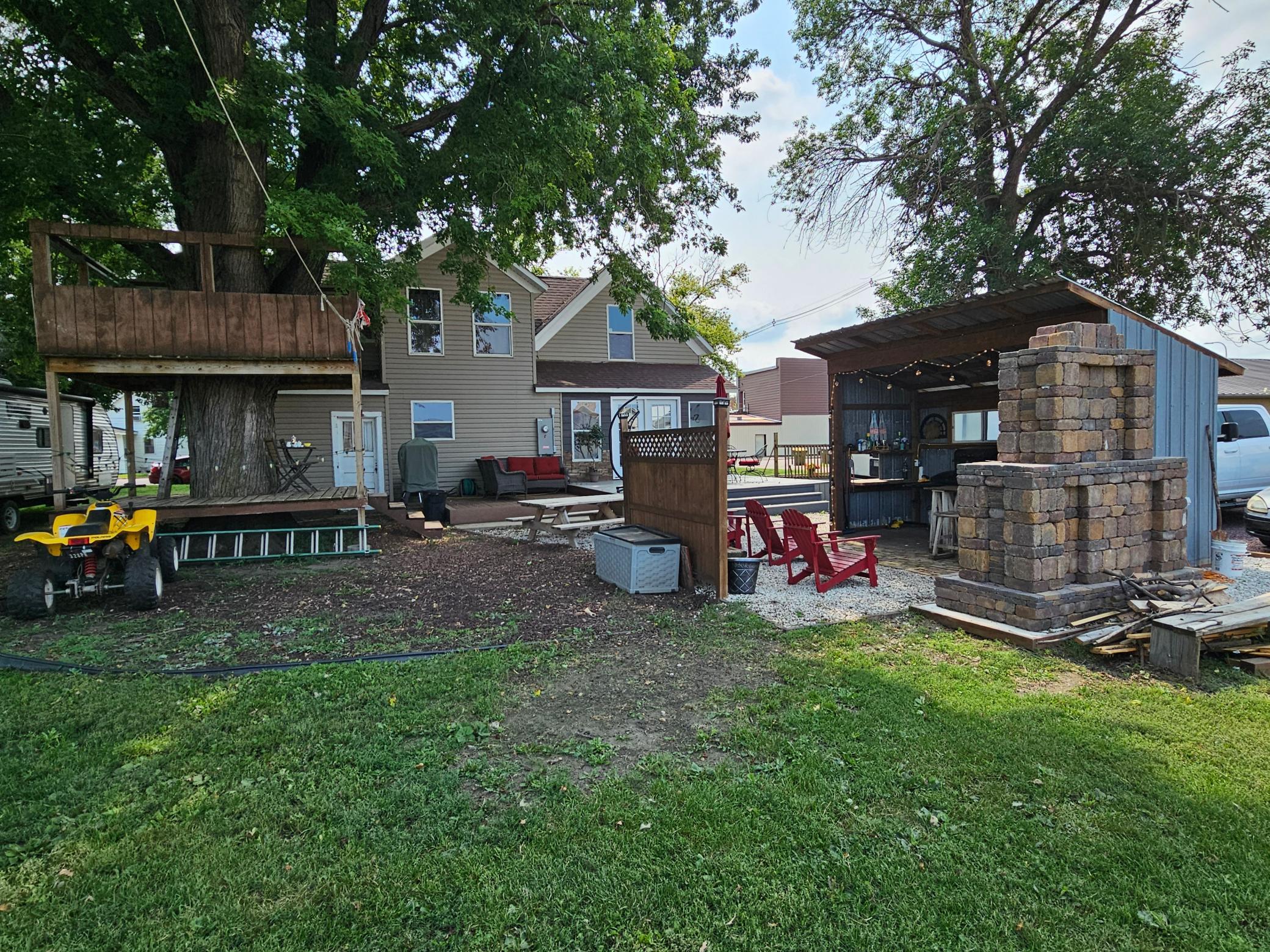 main property photo 26