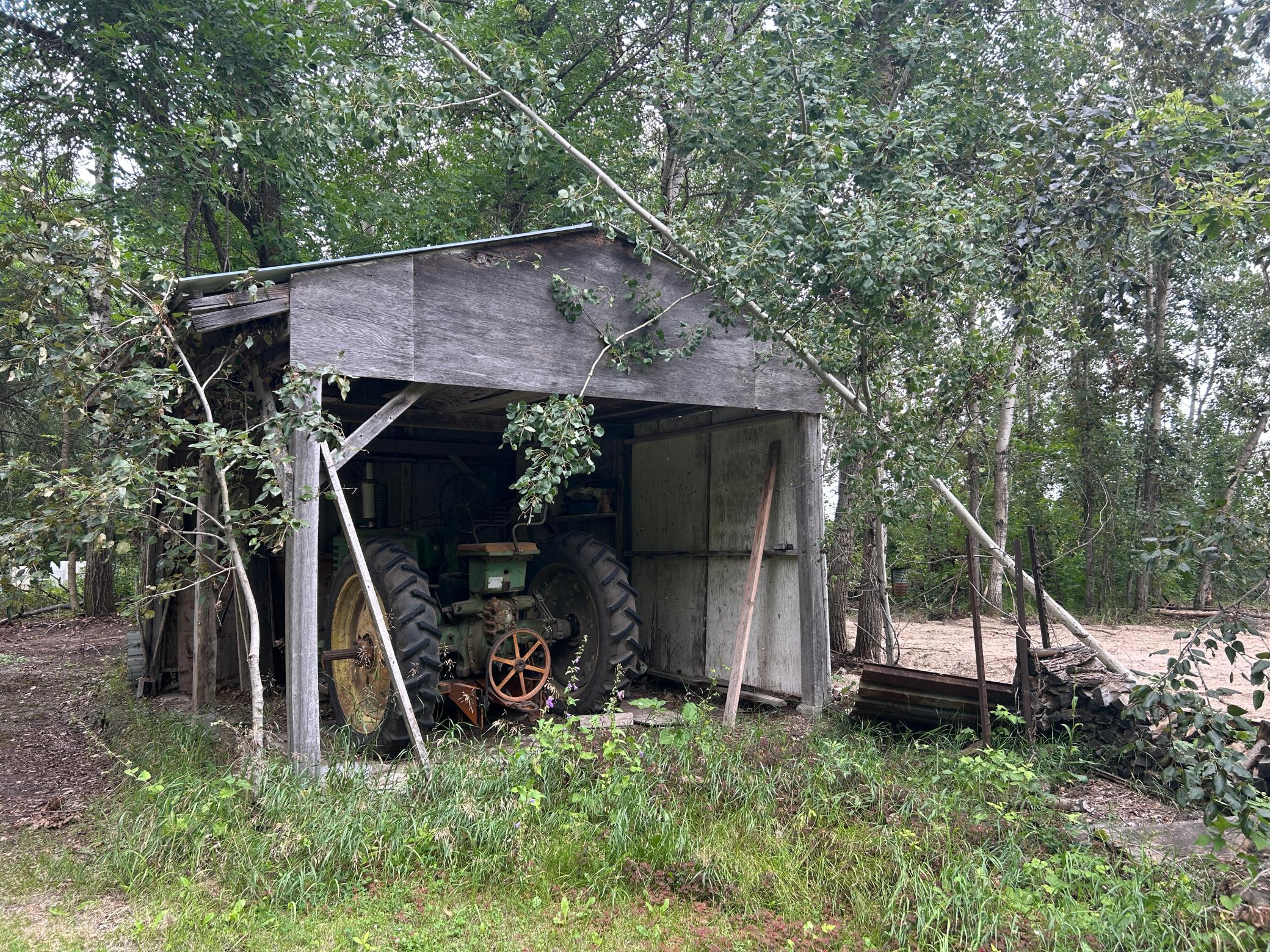 main property photo 26