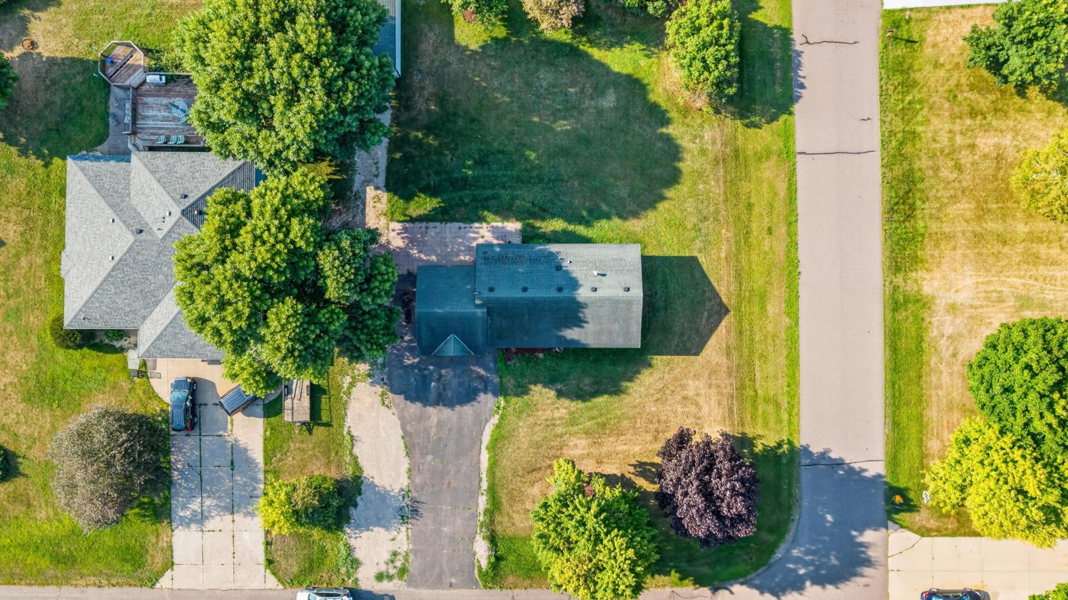 main property photo 24
