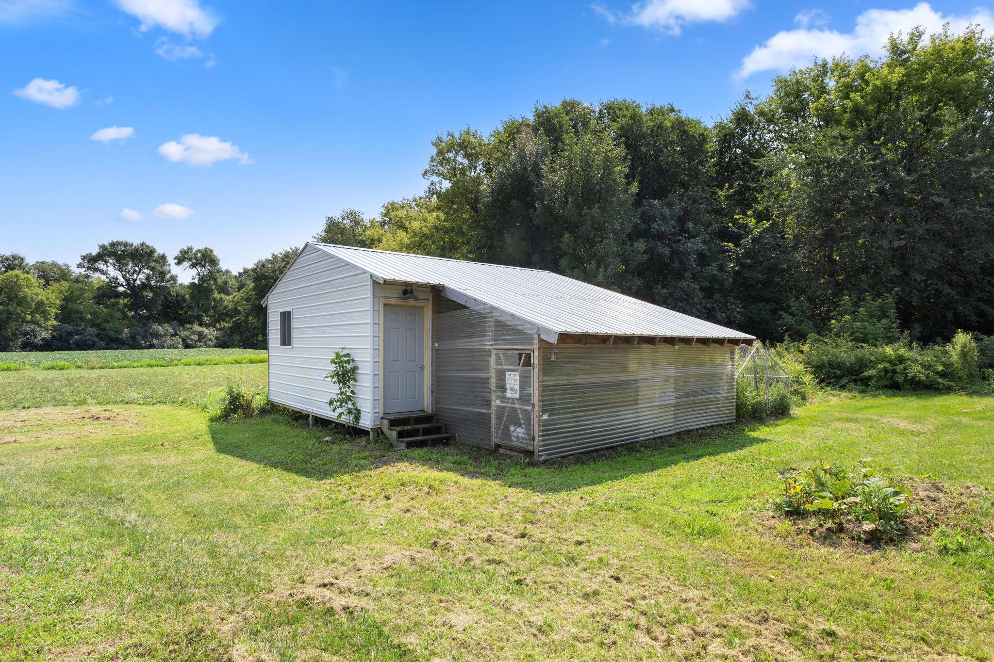 main property photo 35