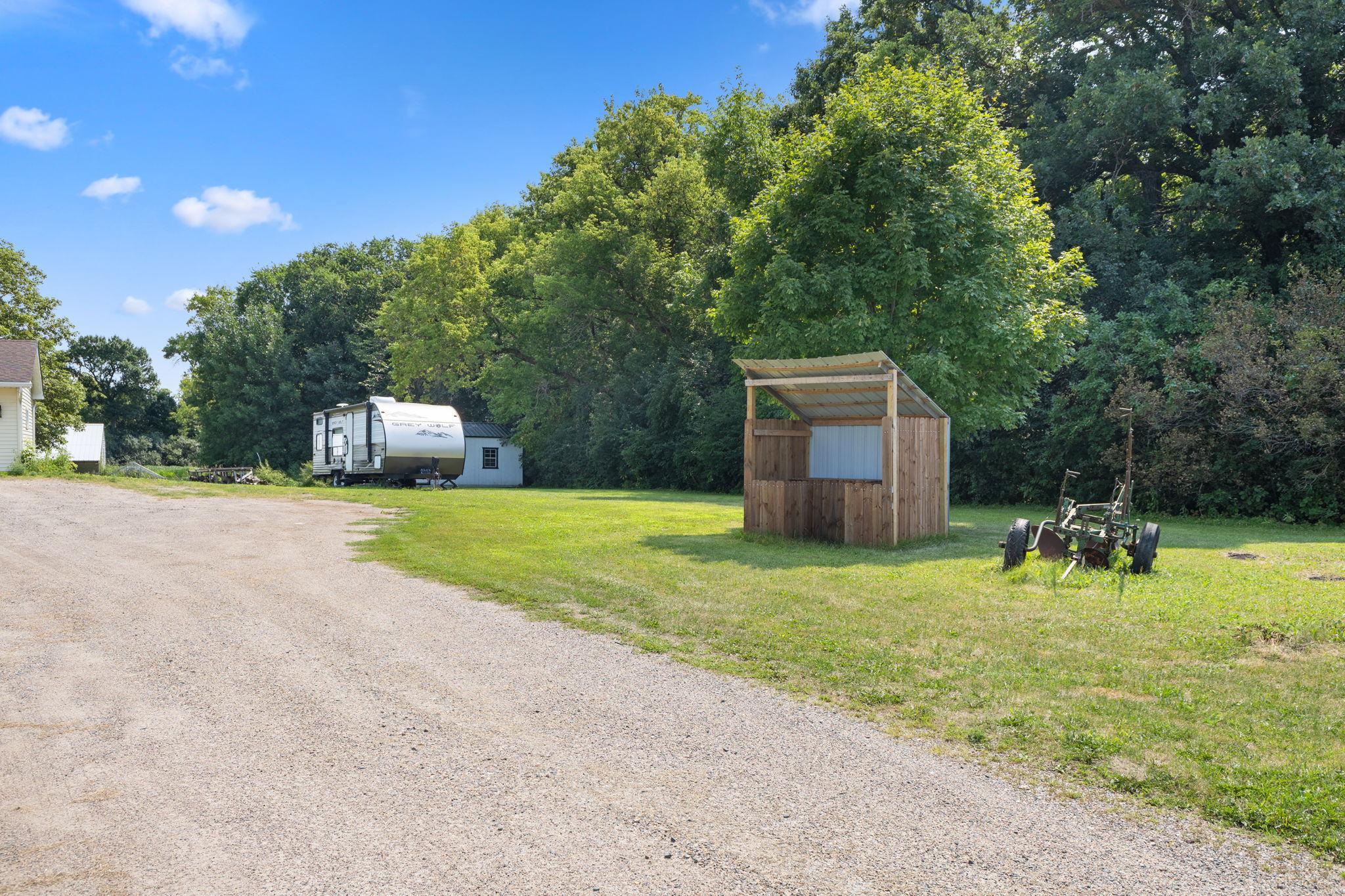 main property photo 37