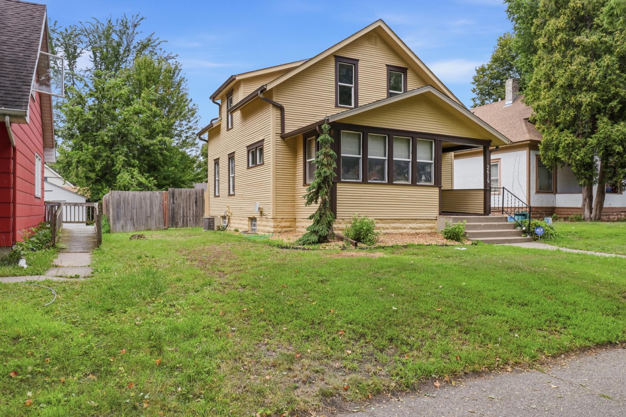 main property photo 2