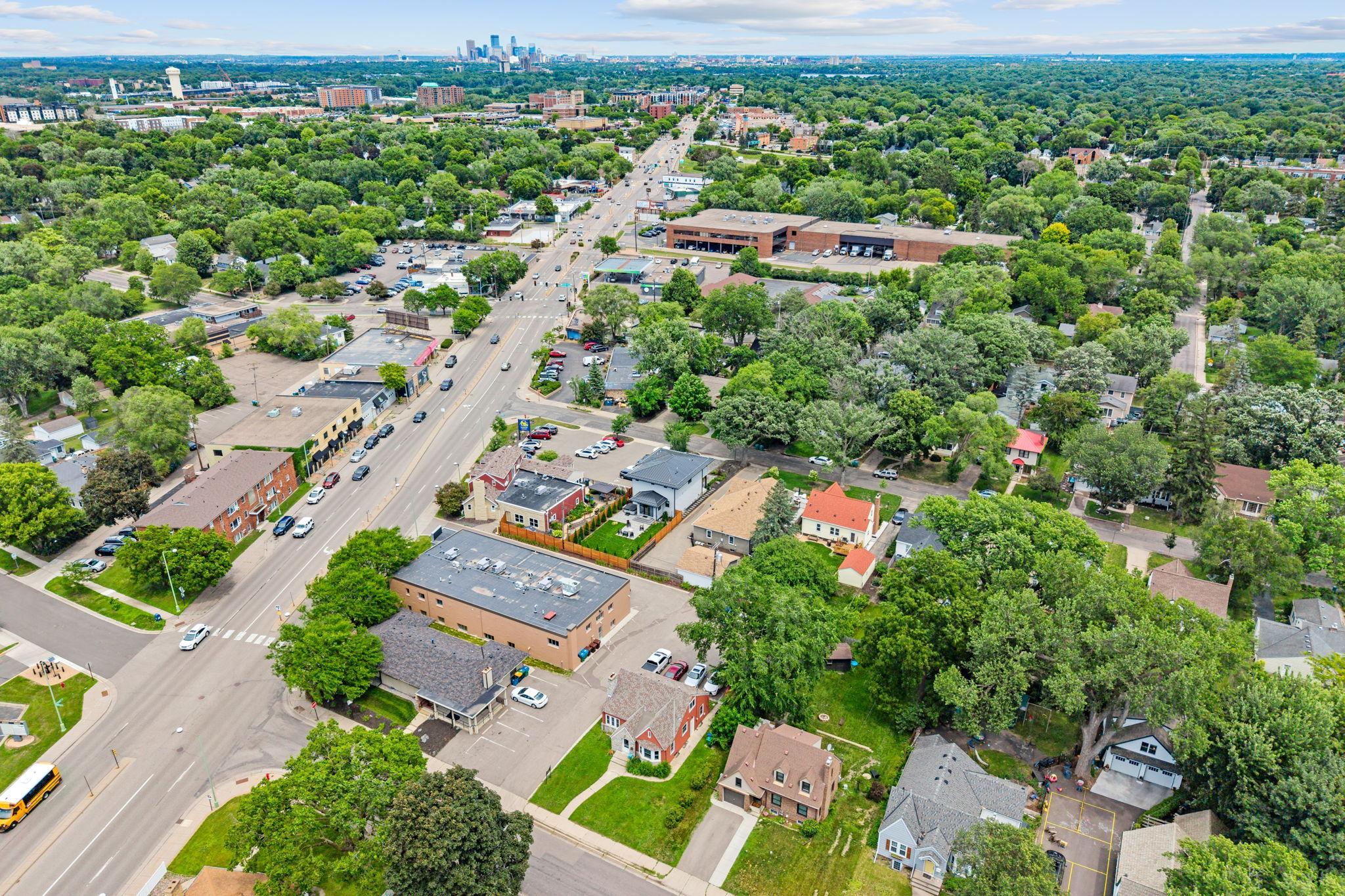 main property photo 50