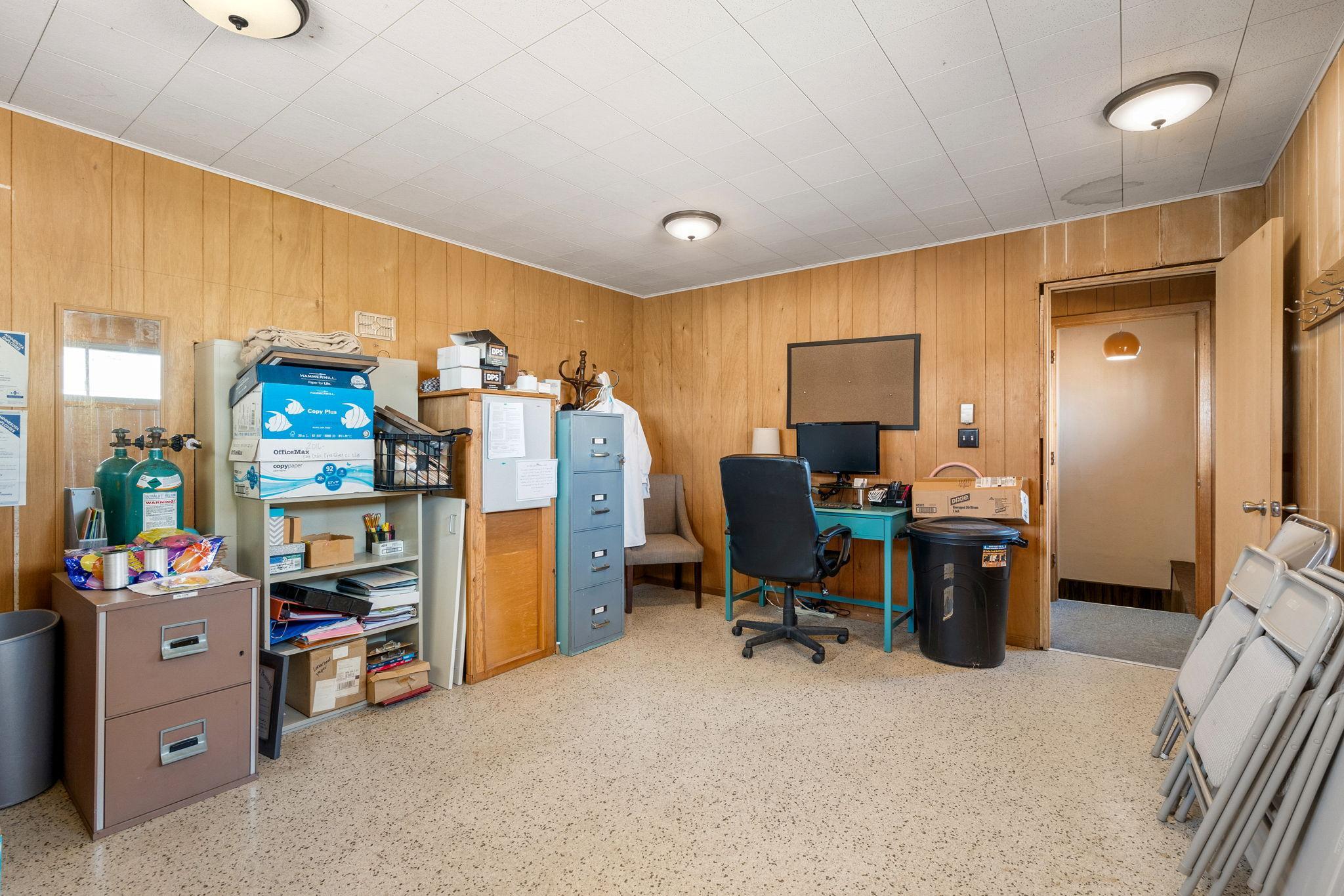 main property photo 17