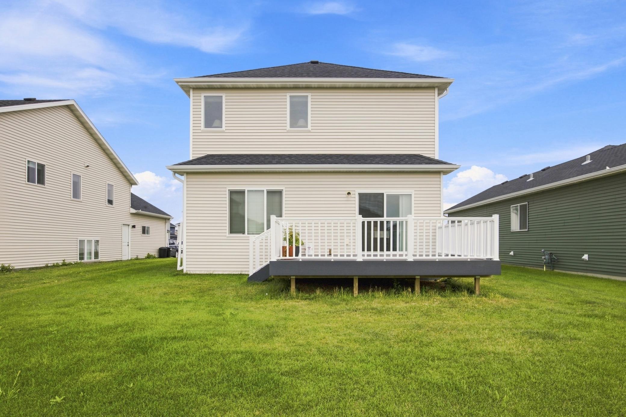 main property photo 25