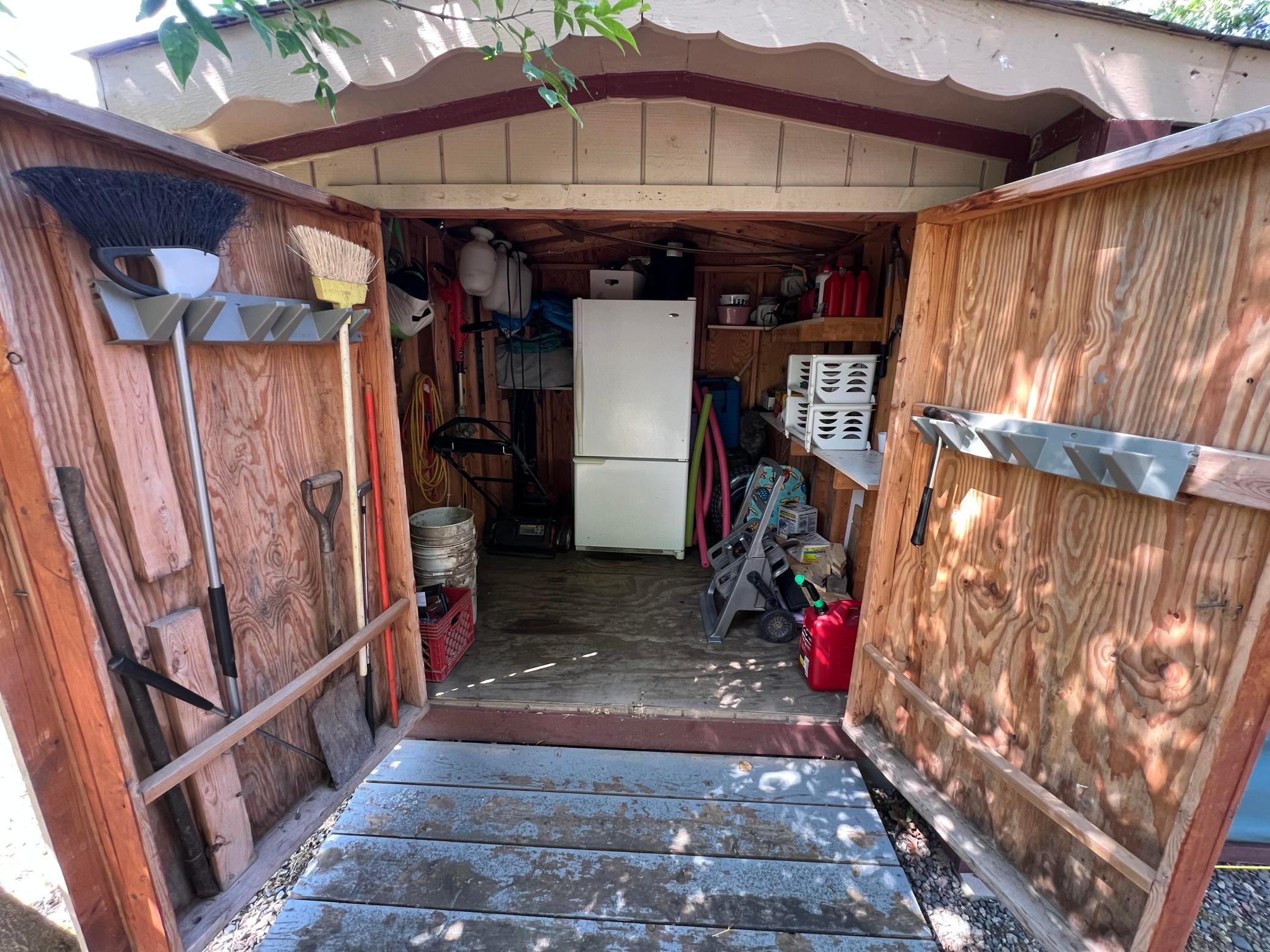 main property photo 20