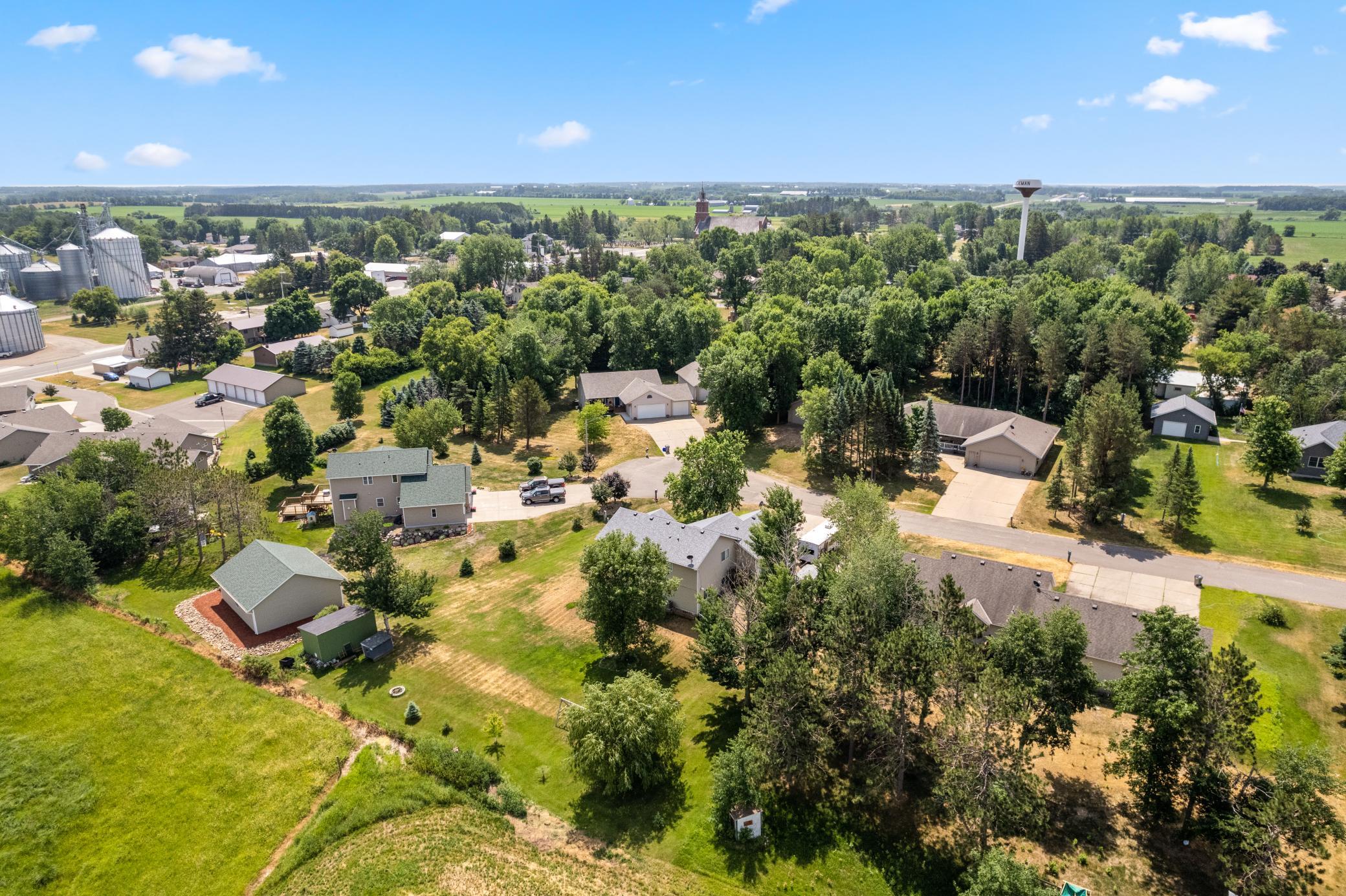 main property photo 33