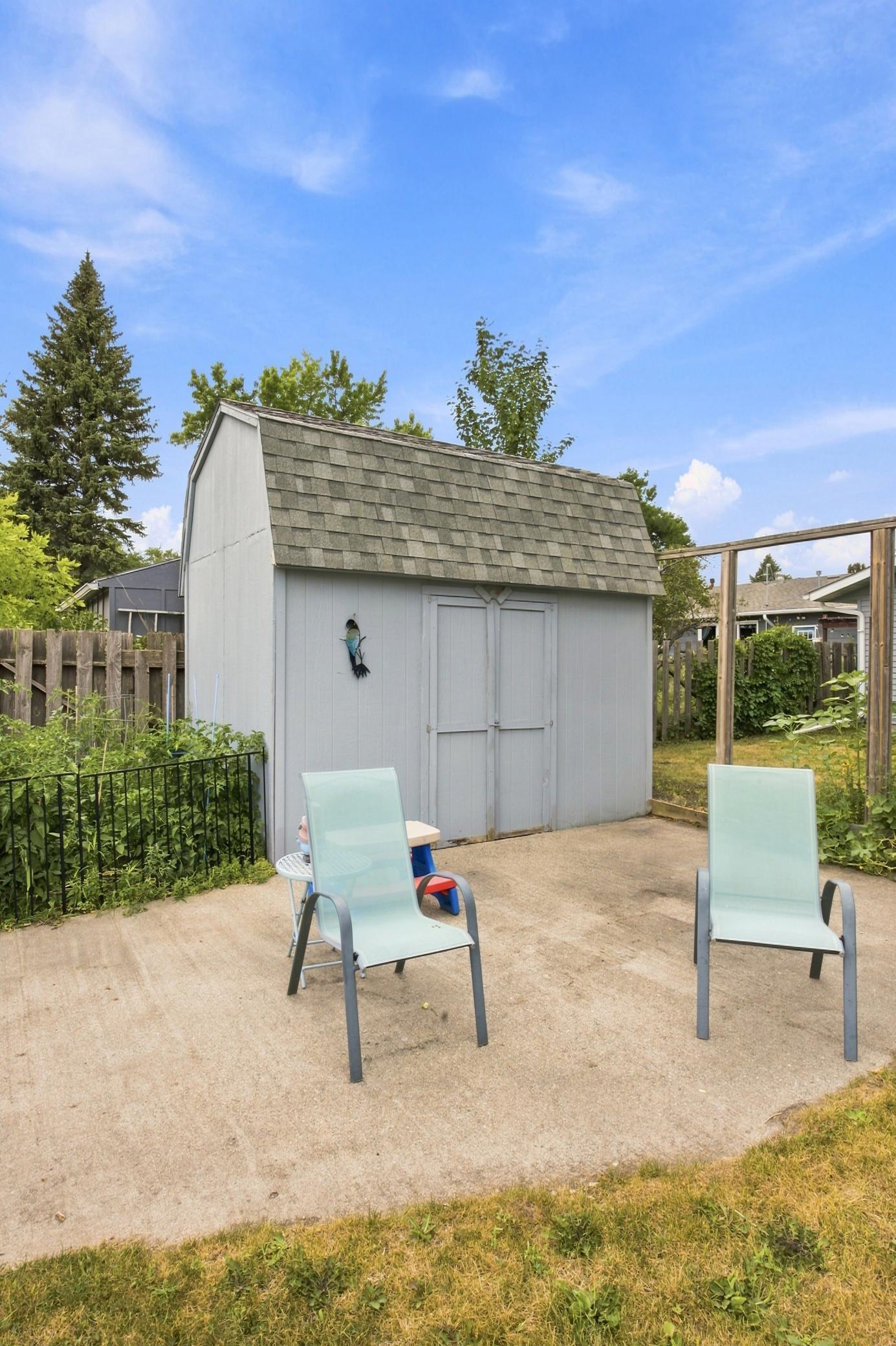main property photo 42