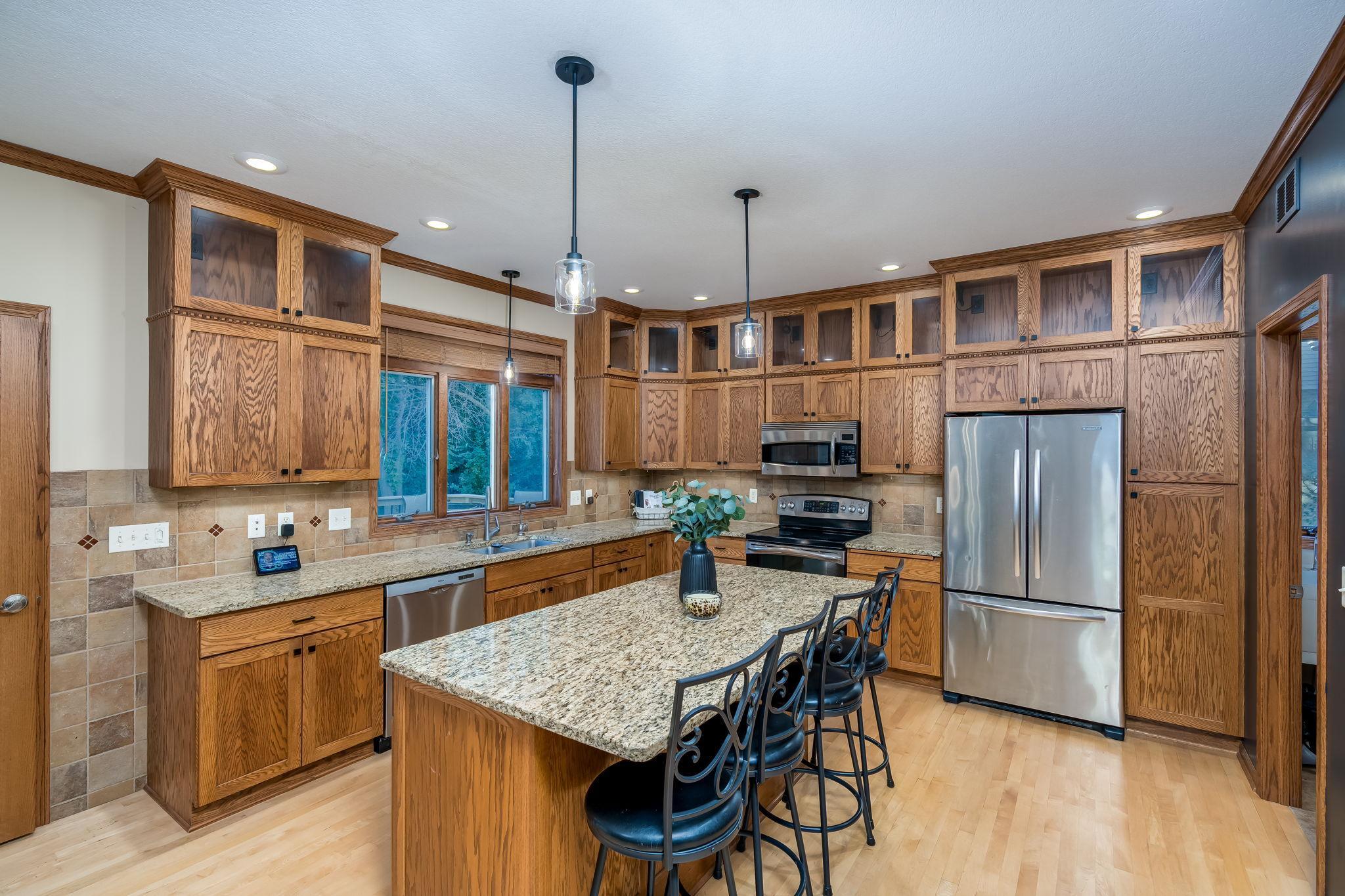main property photo 19