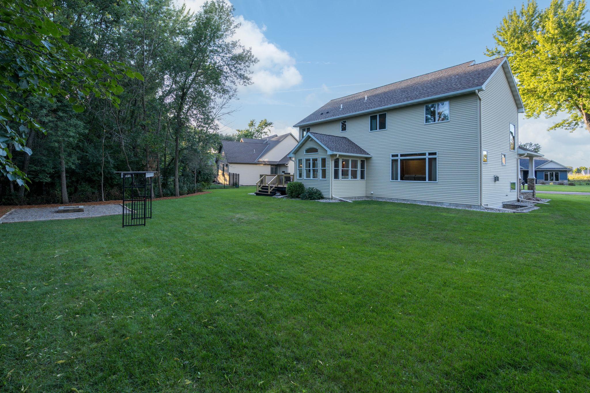 main property photo 78