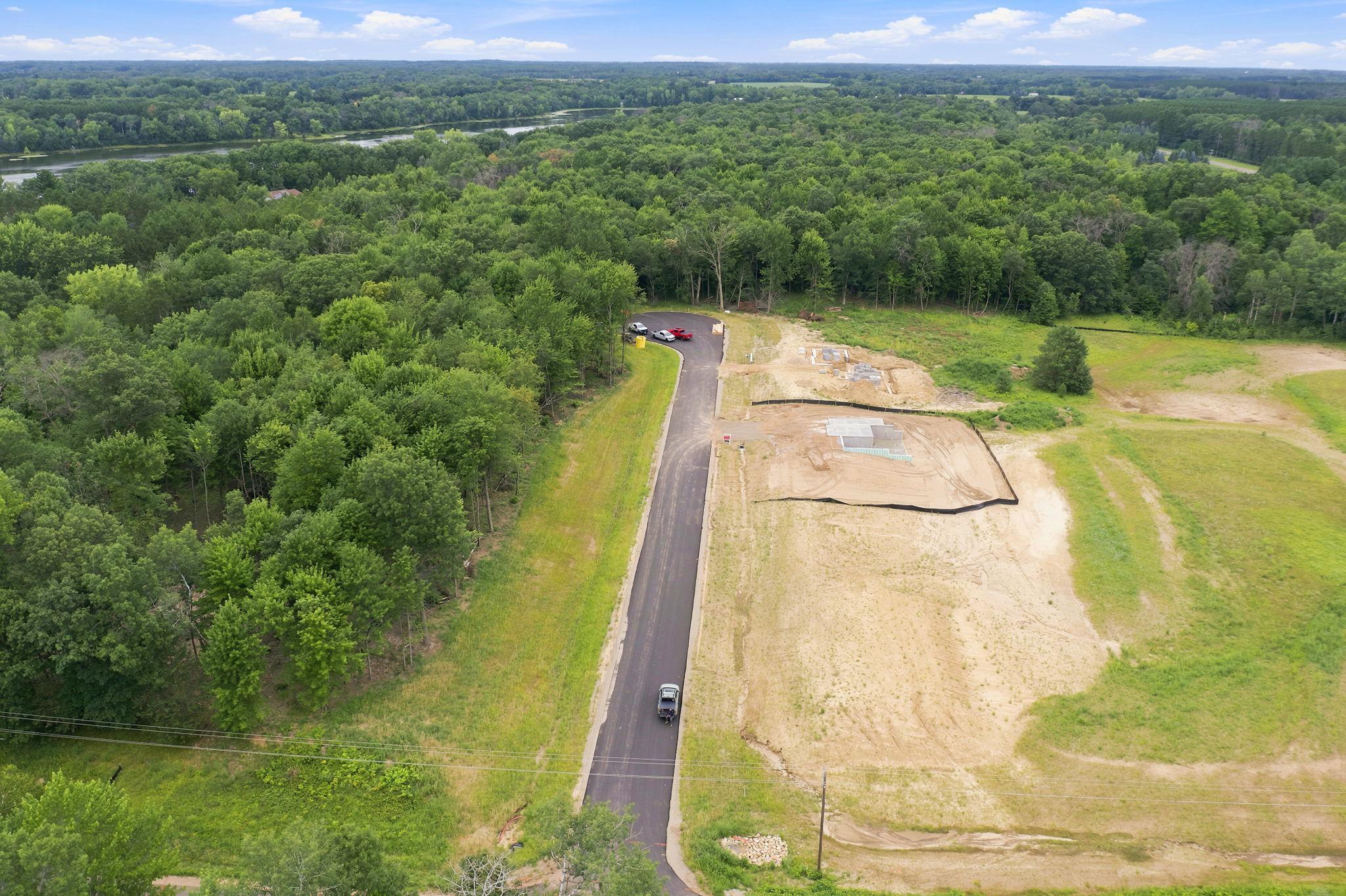 main property photo 17
