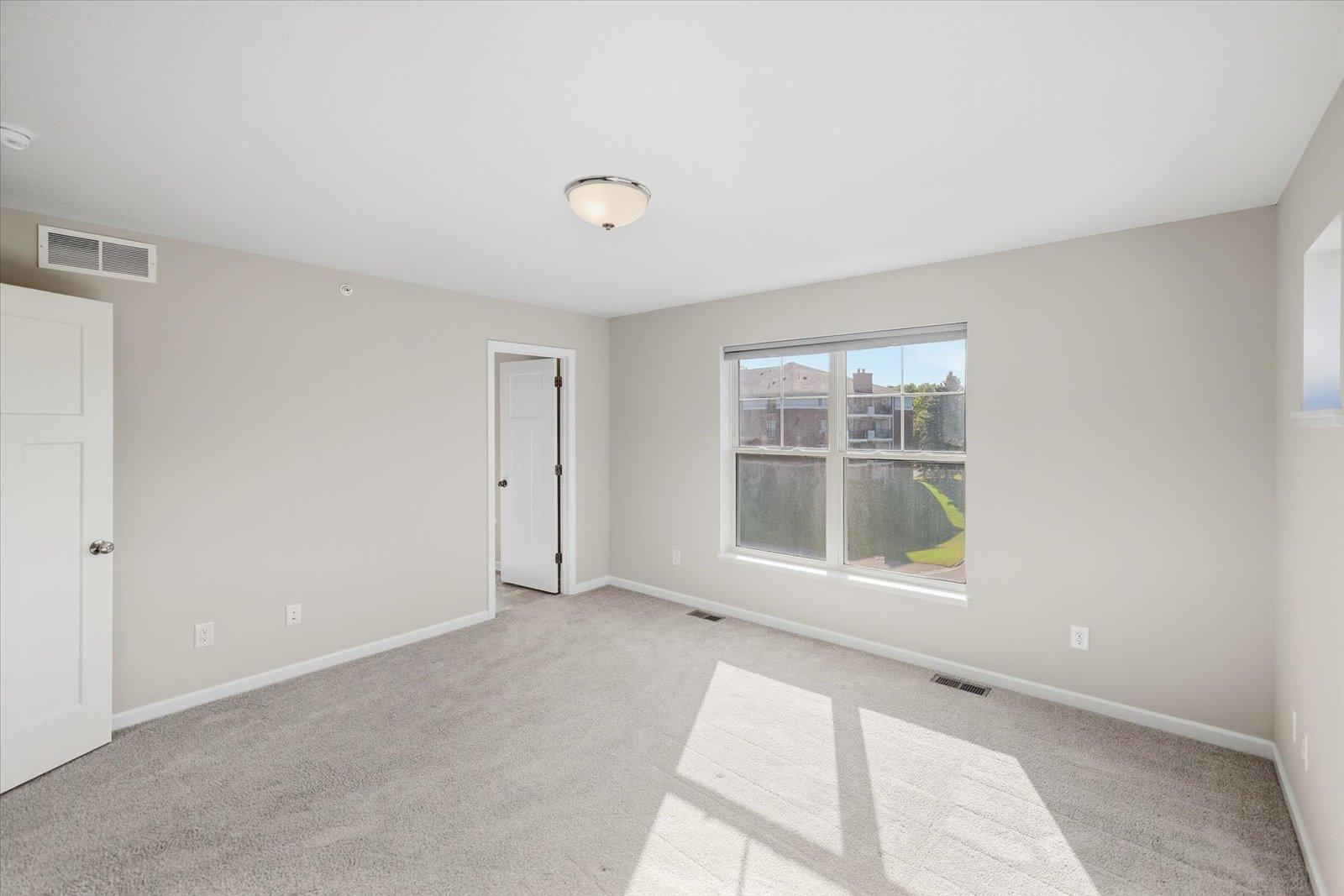main property photo 74
