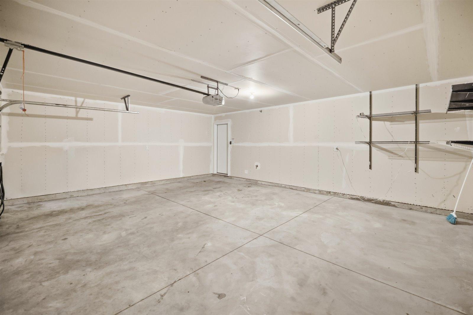 main property photo 92