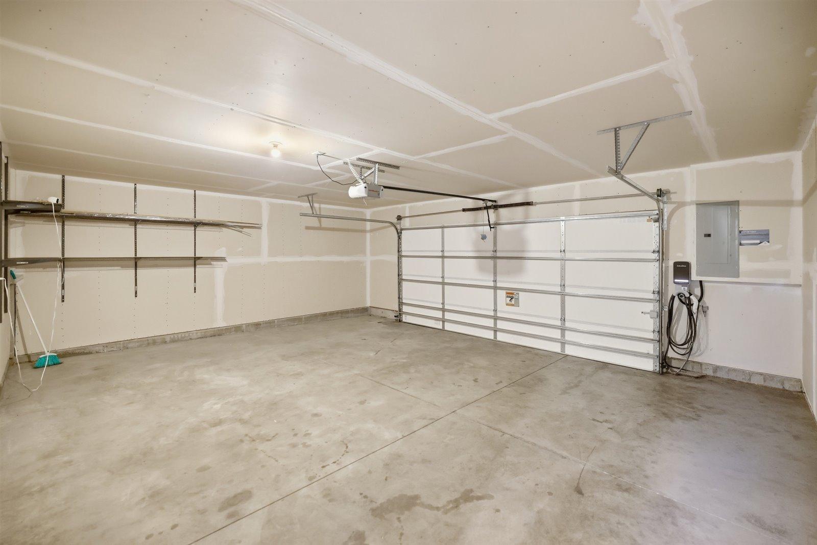 main property photo 93