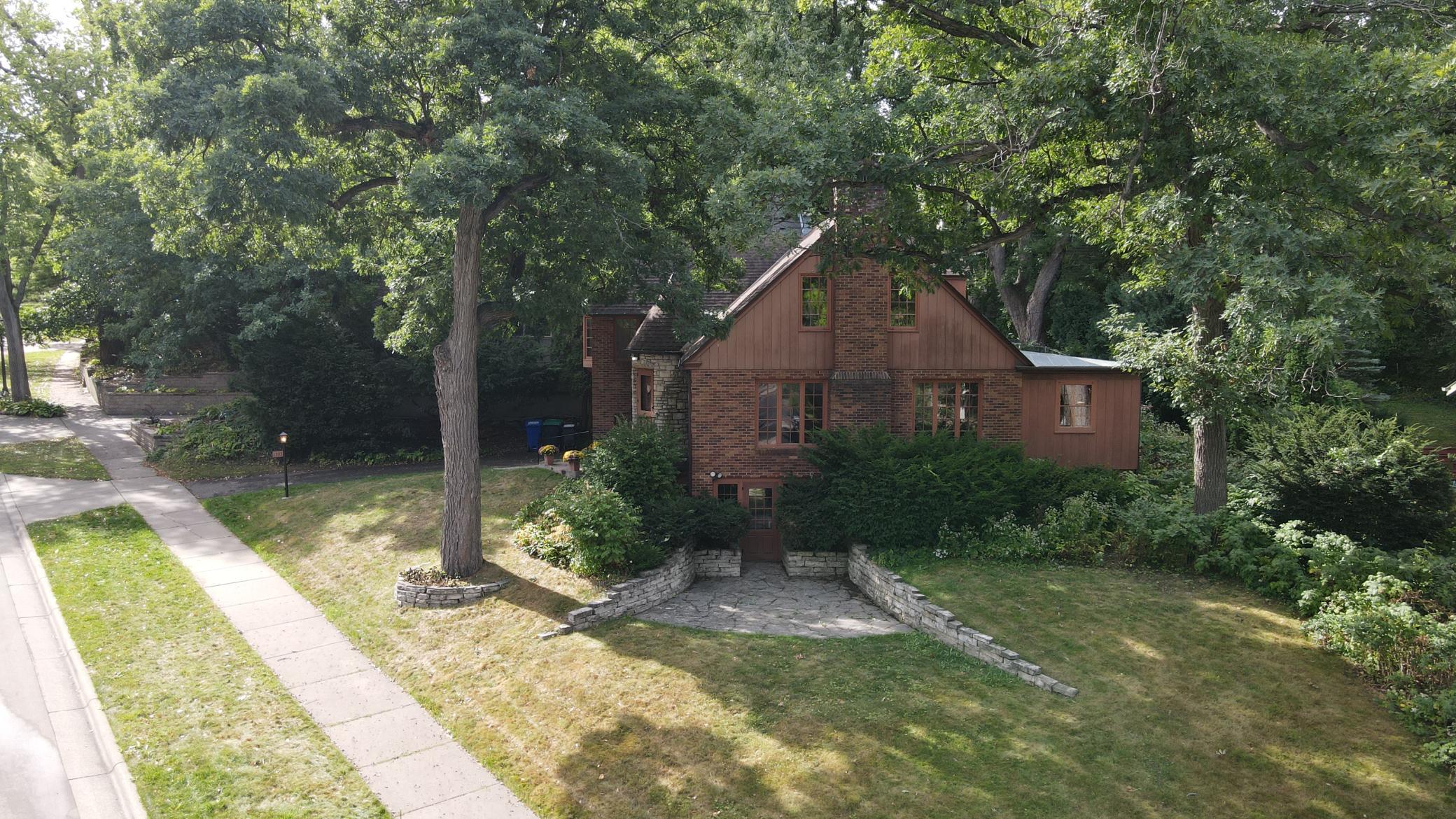 main property photo 49