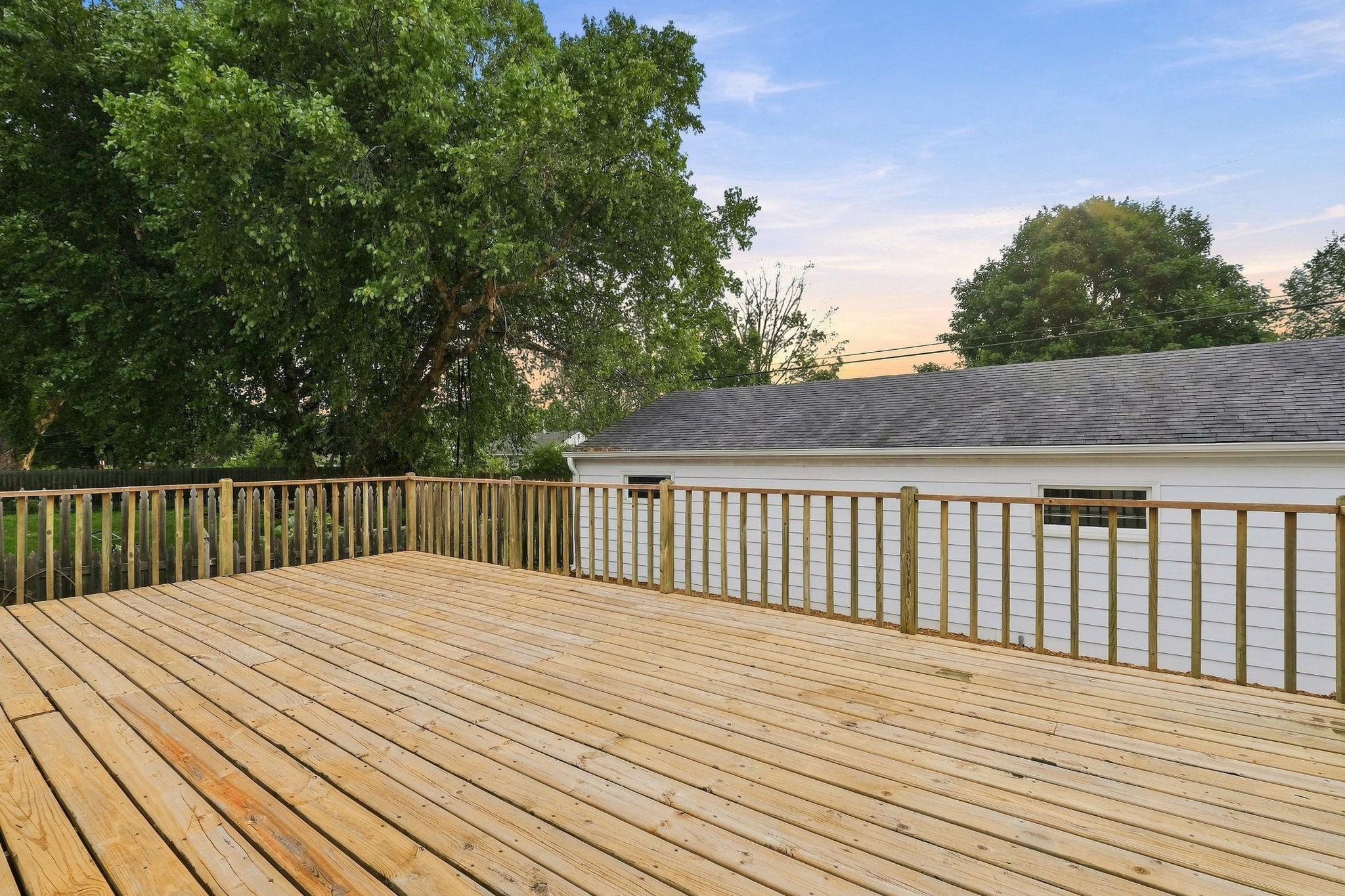 main property photo 13