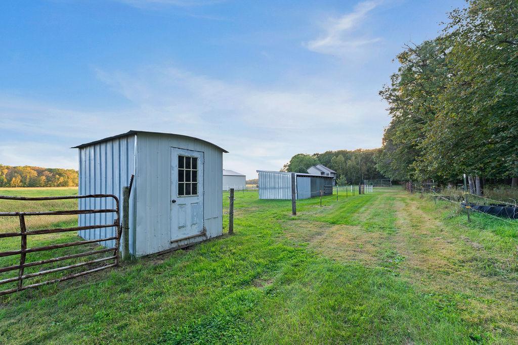 main property photo 70