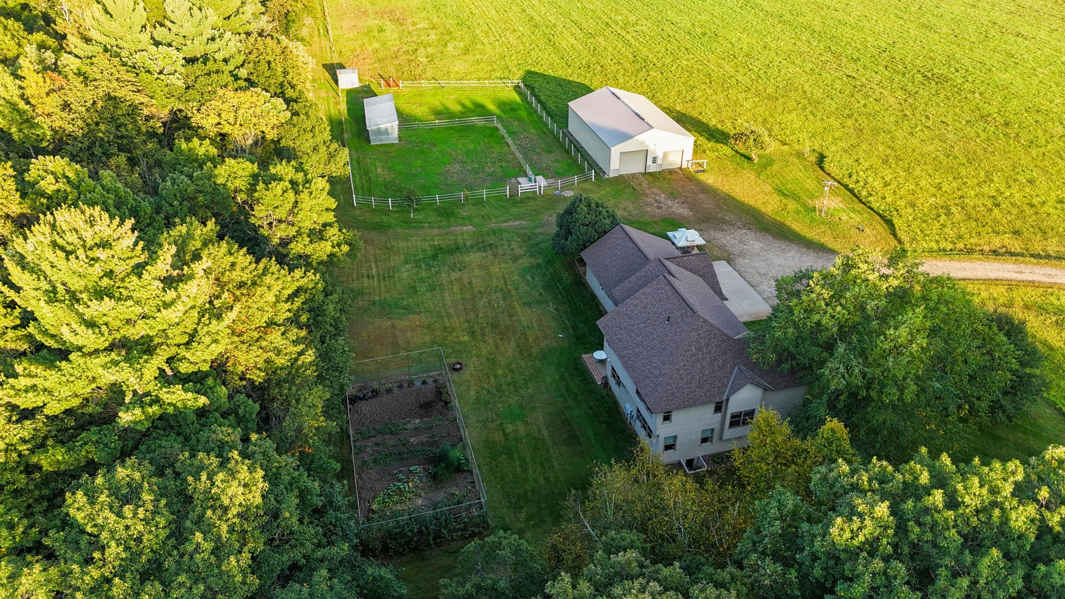 main property photo 79