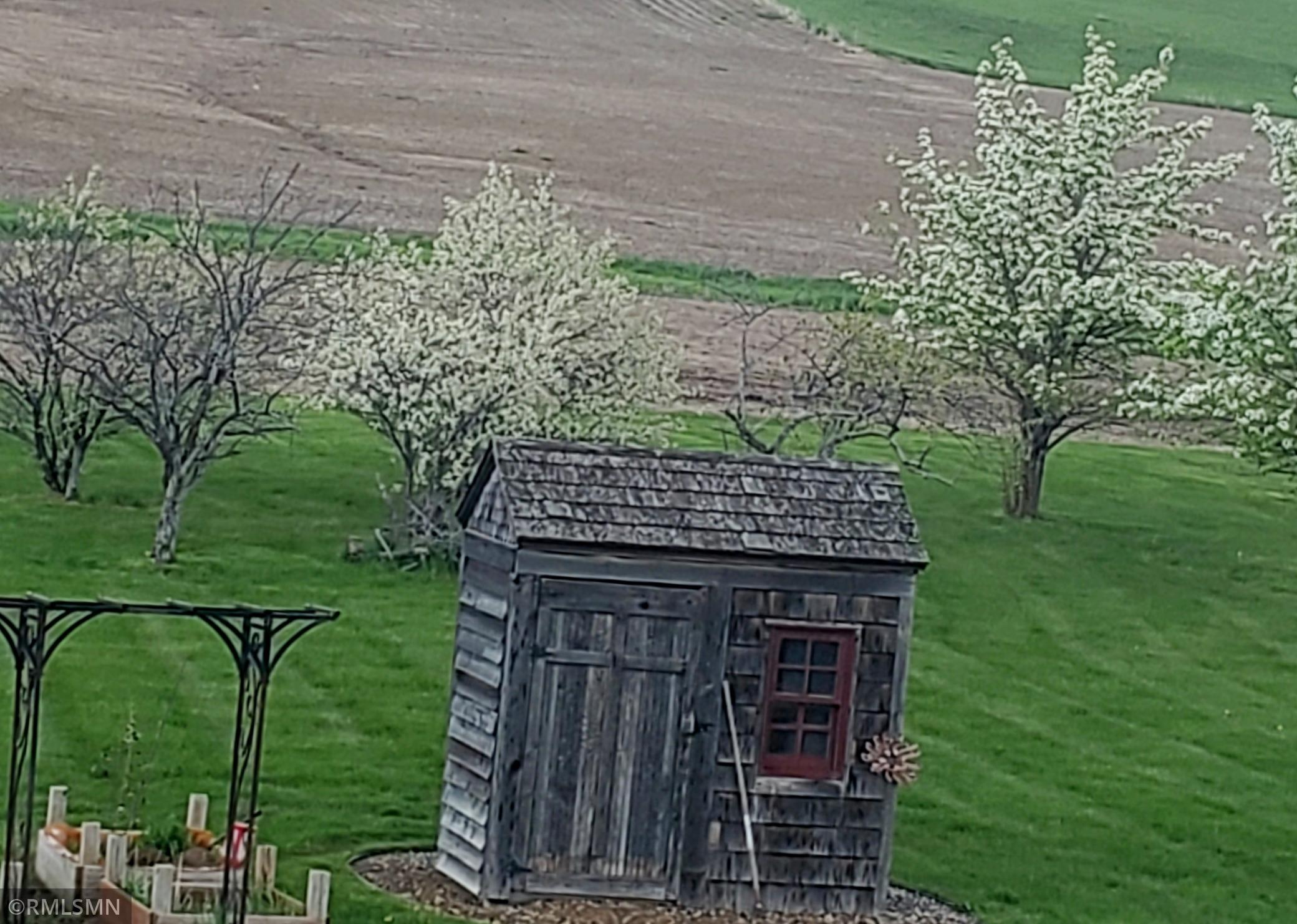 main property photo 4