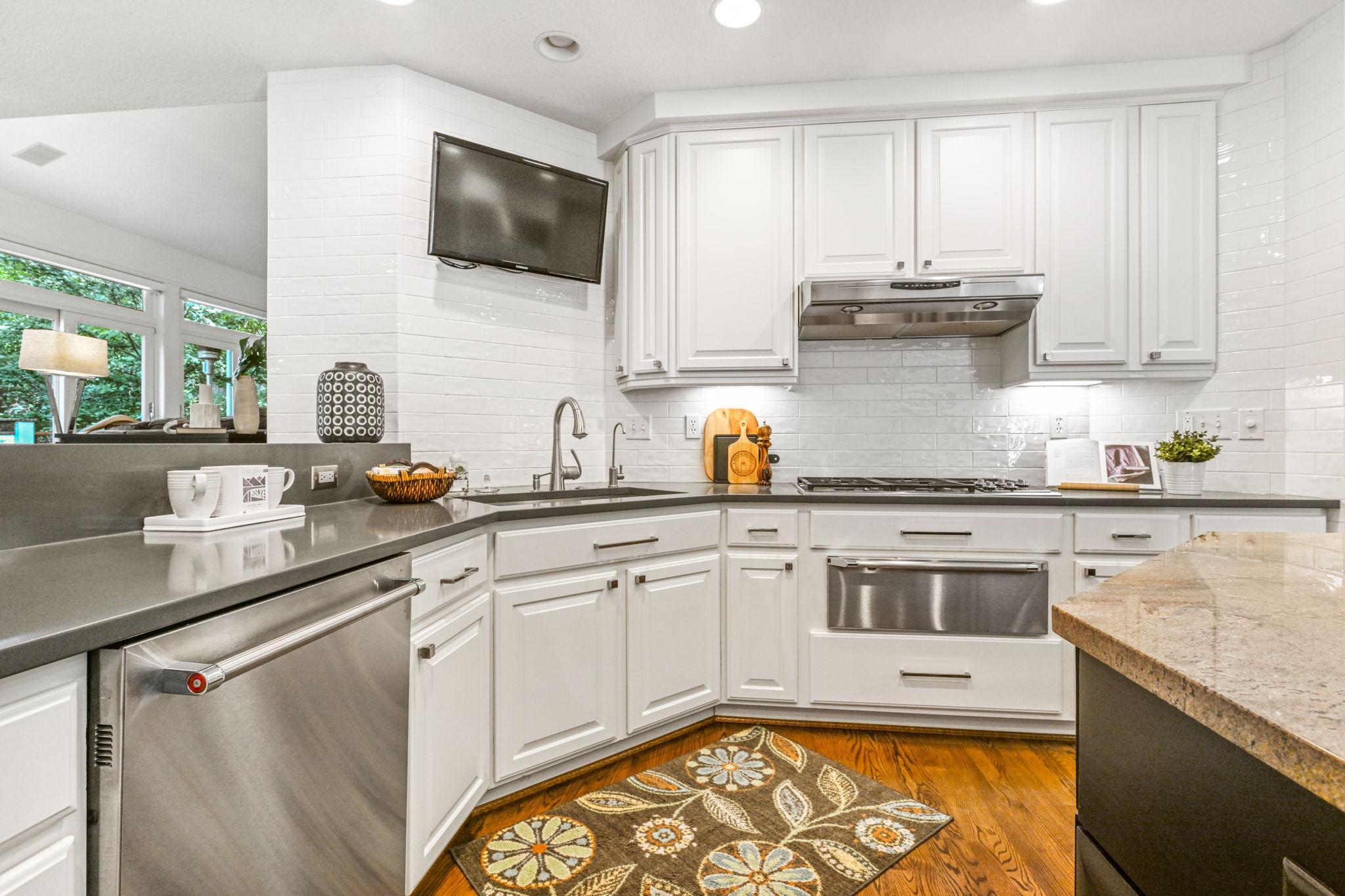 main property photo 74