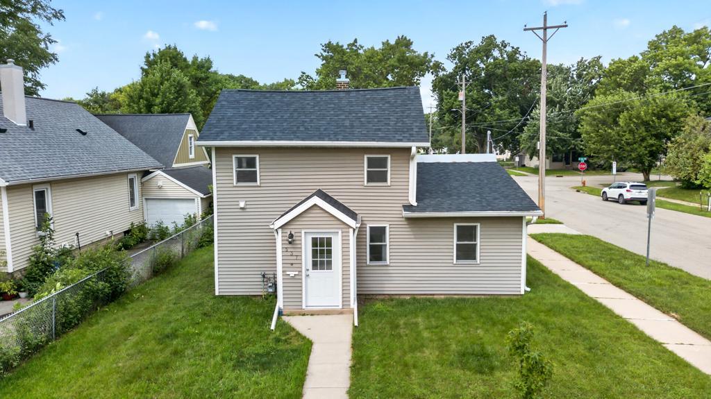 main property photo 47
