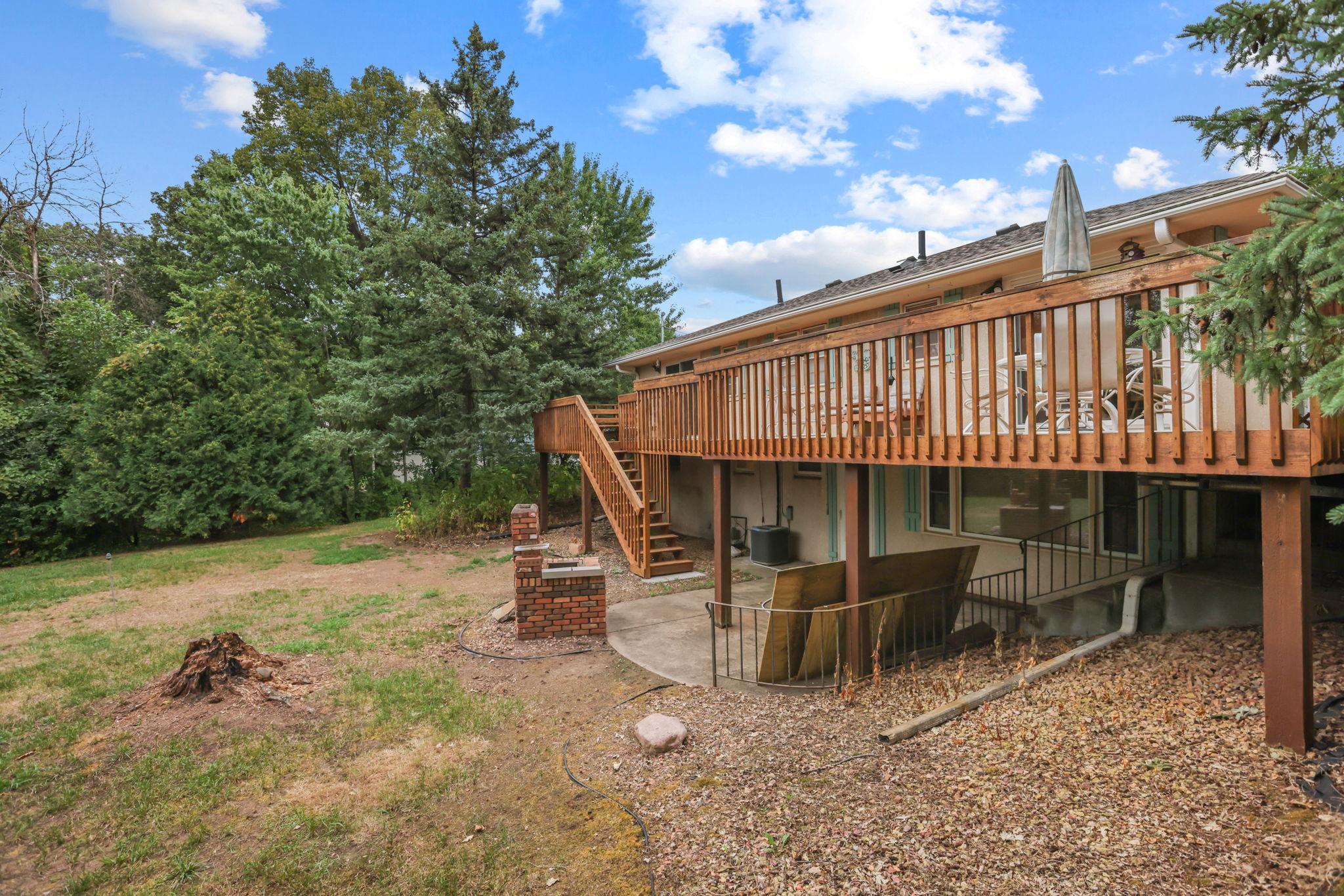 main property photo 31