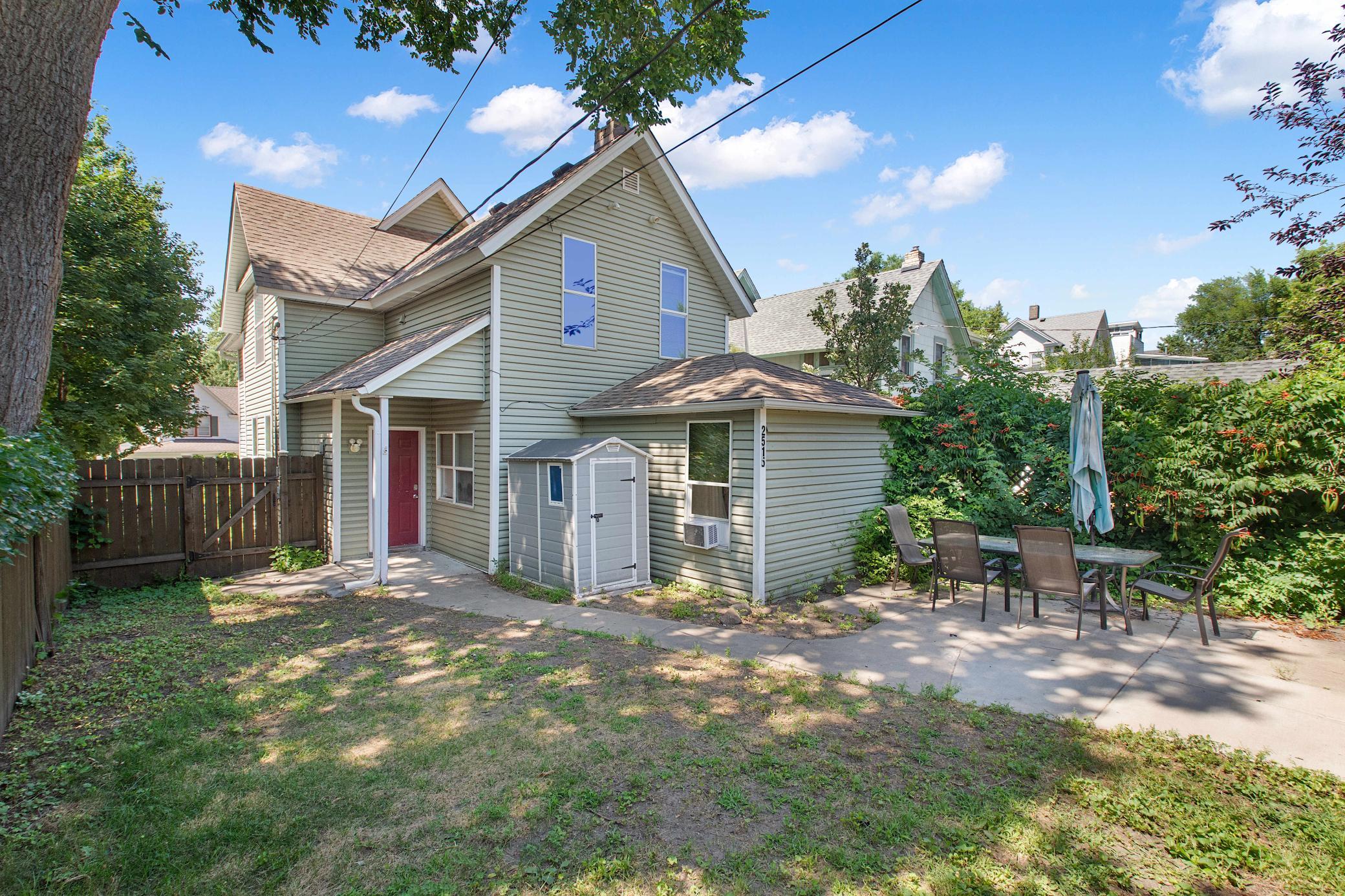 main property photo 37