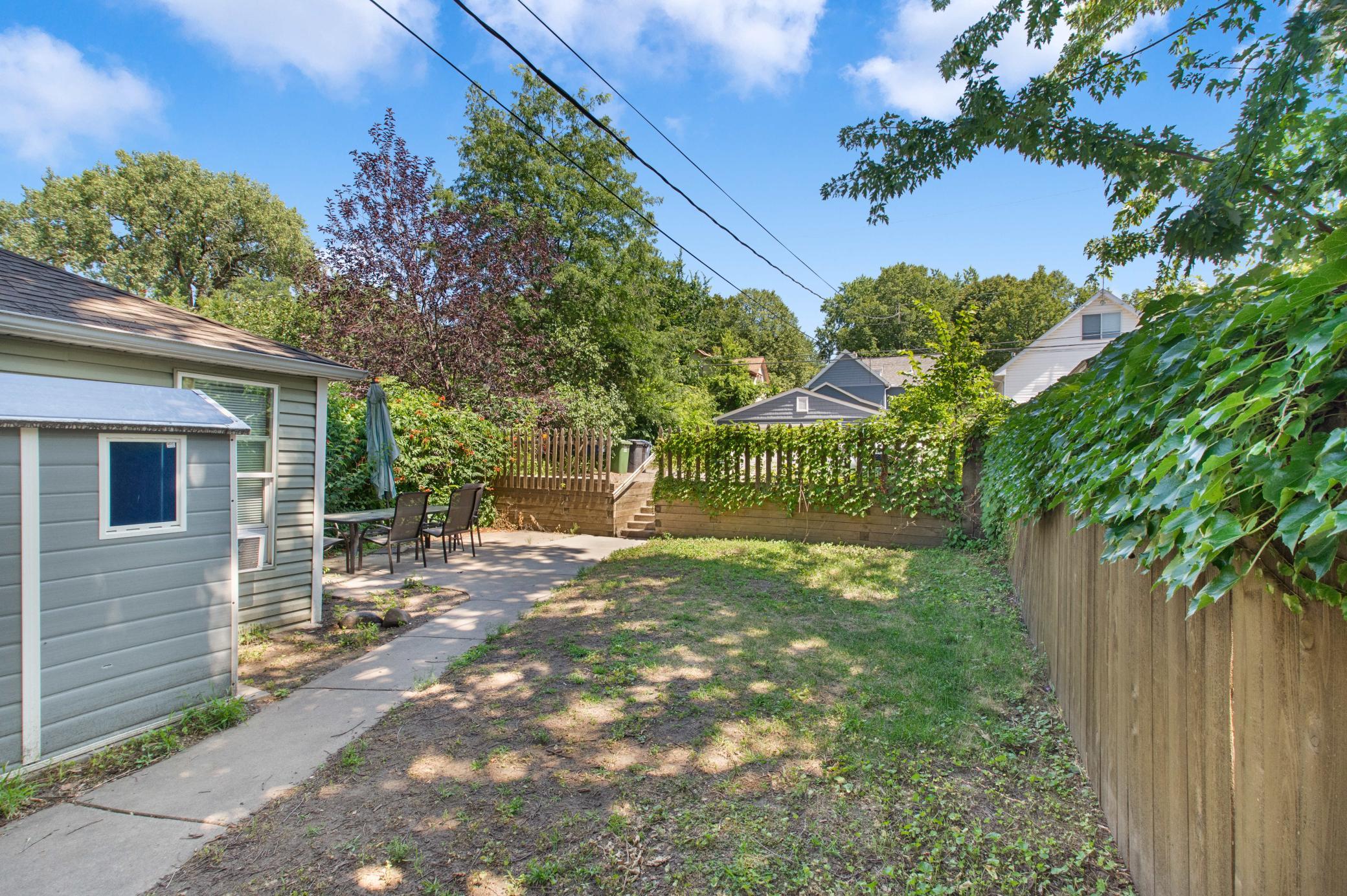 main property photo 39