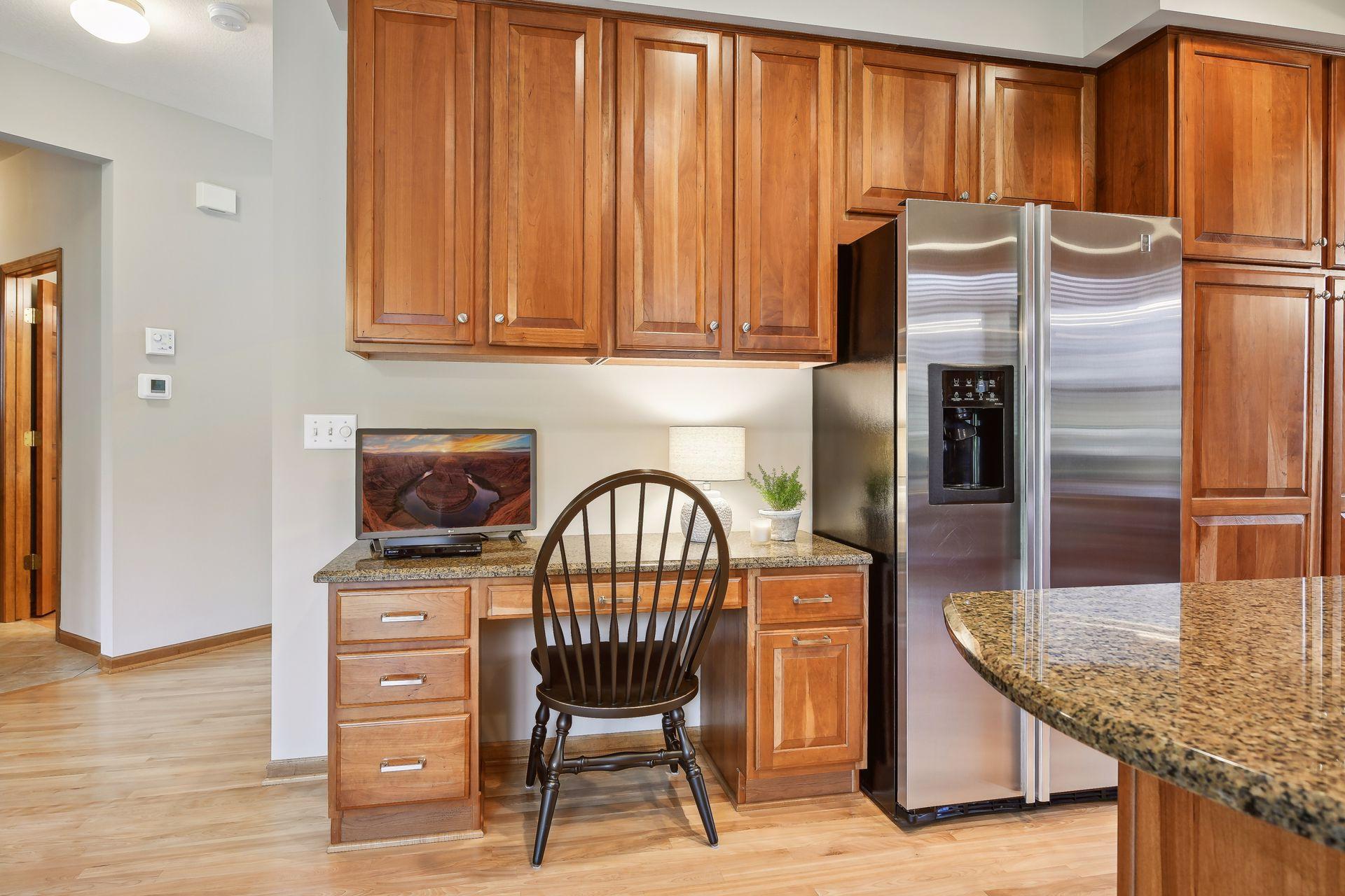main property photo 14