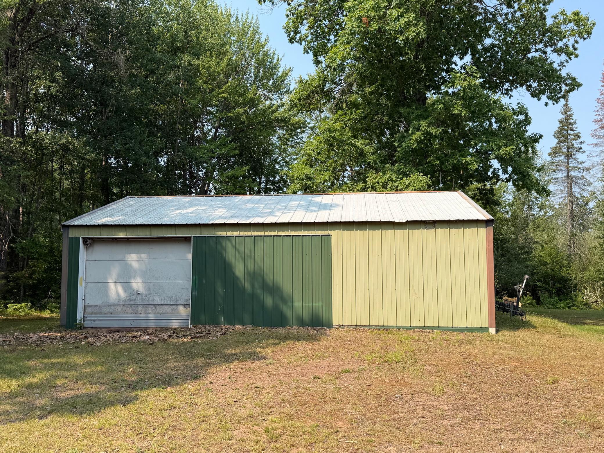 main property photo 13