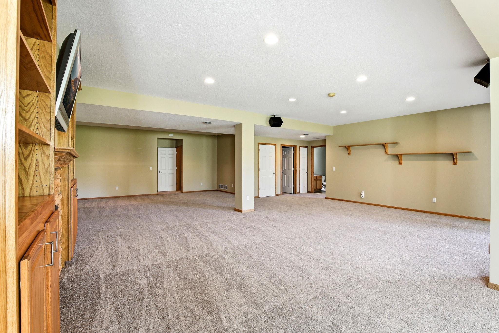 main property photo 71