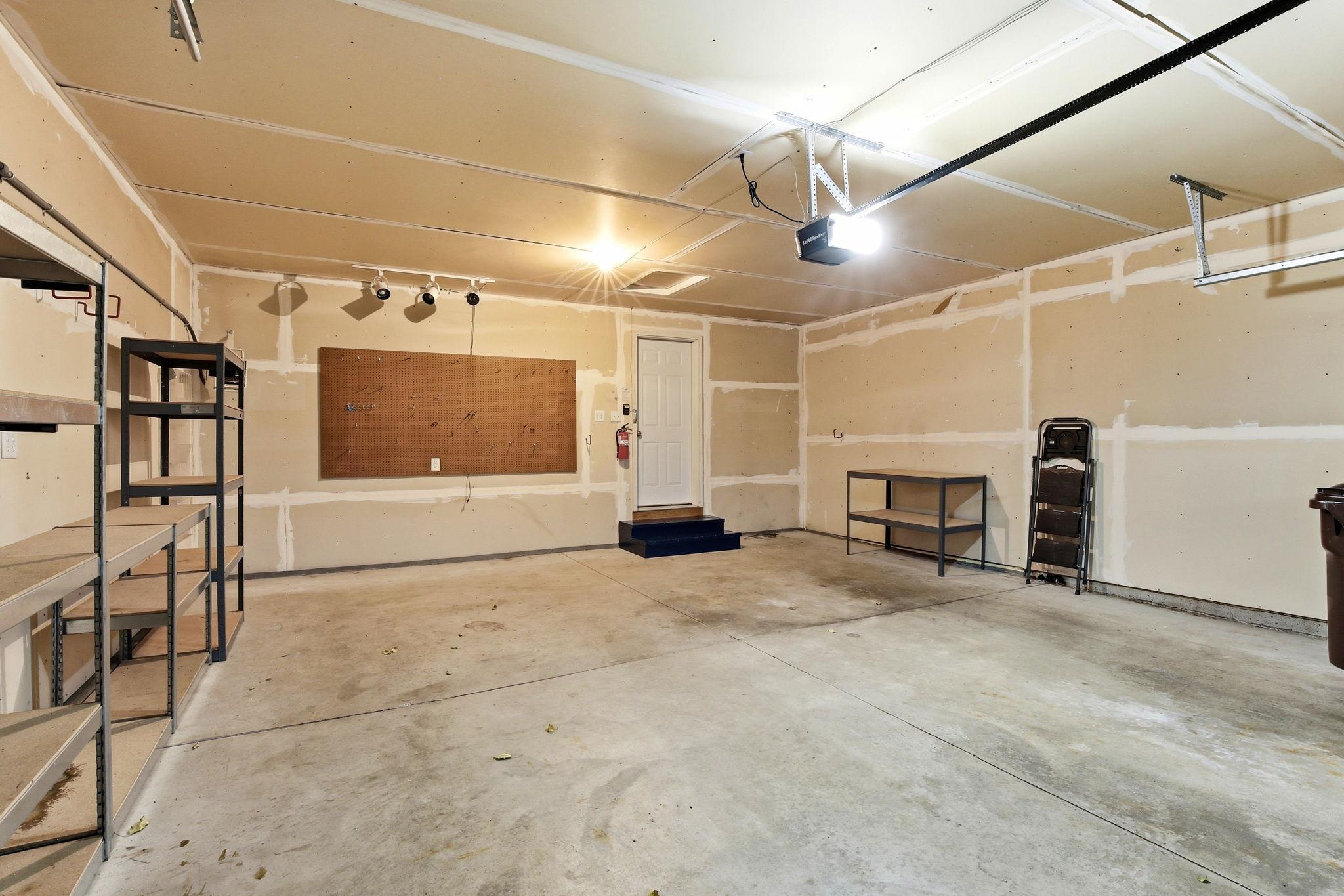 main property photo 80