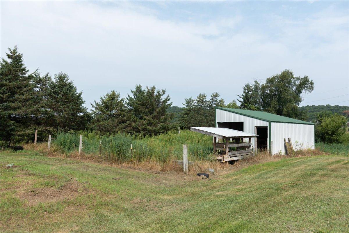main property photo 41