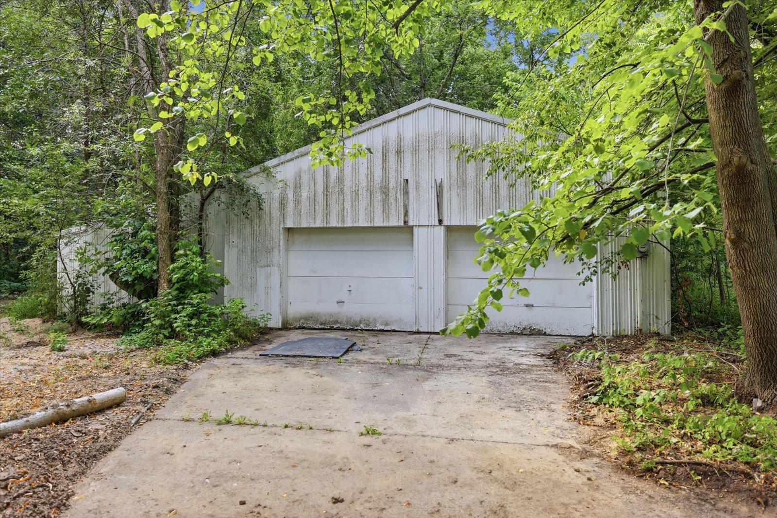 main property photo 51