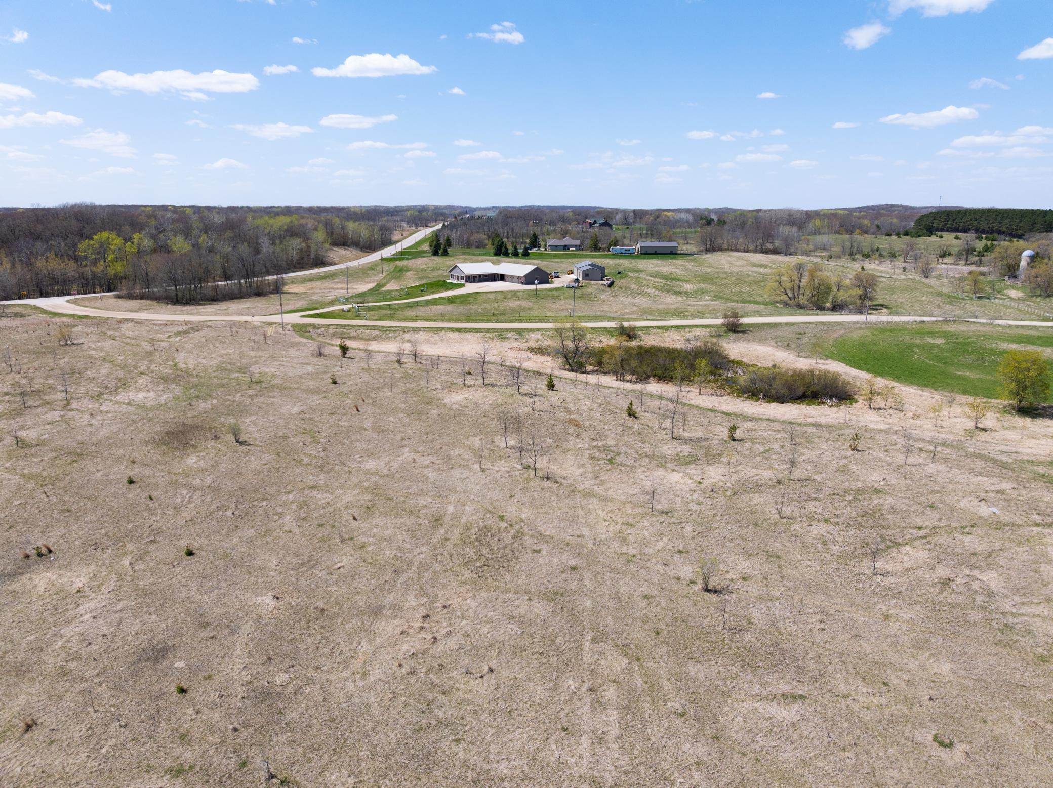 main property photo 13