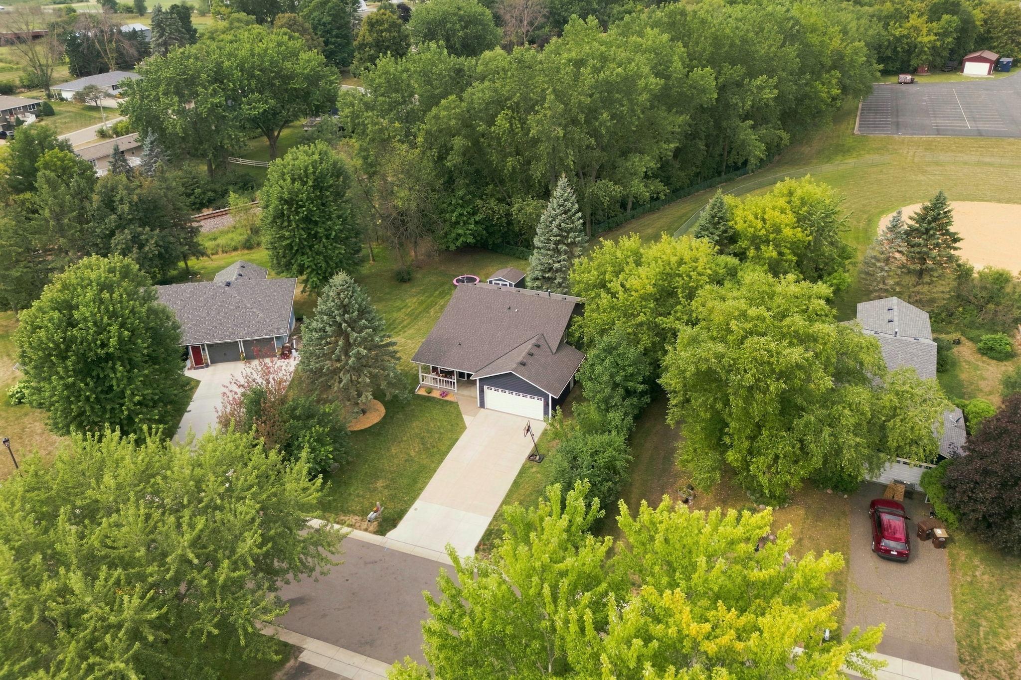 main property photo 39