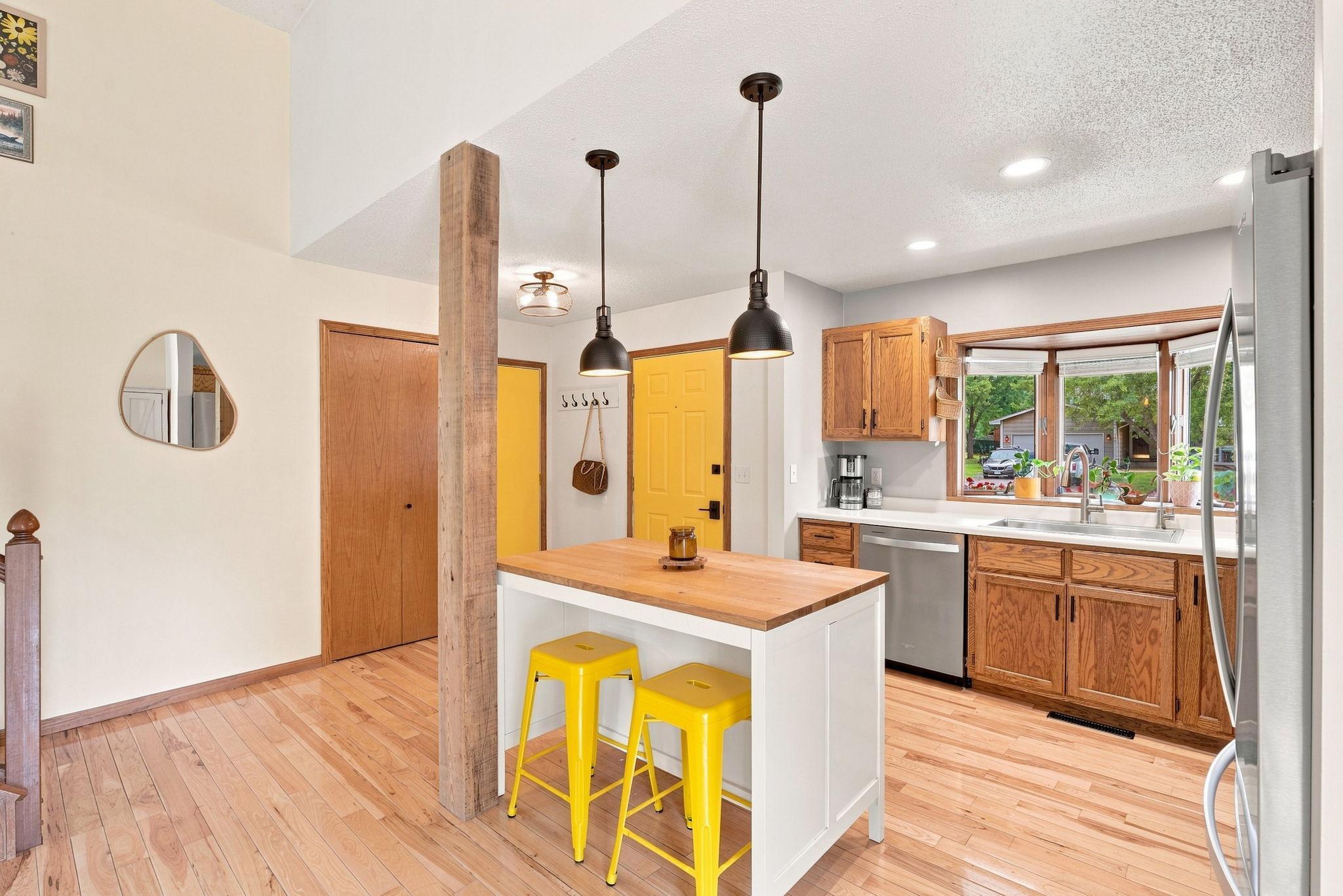 main property photo 5