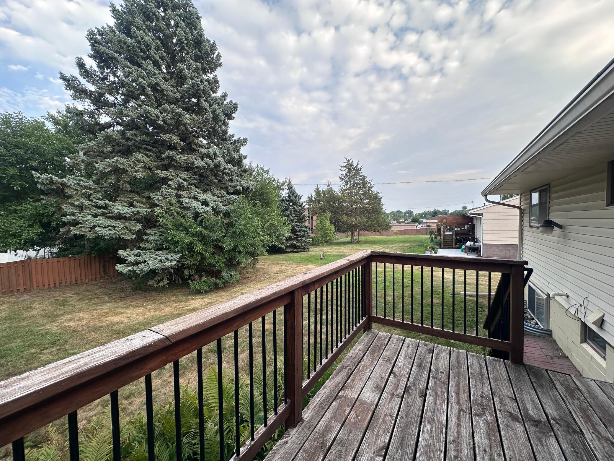 main property photo 22