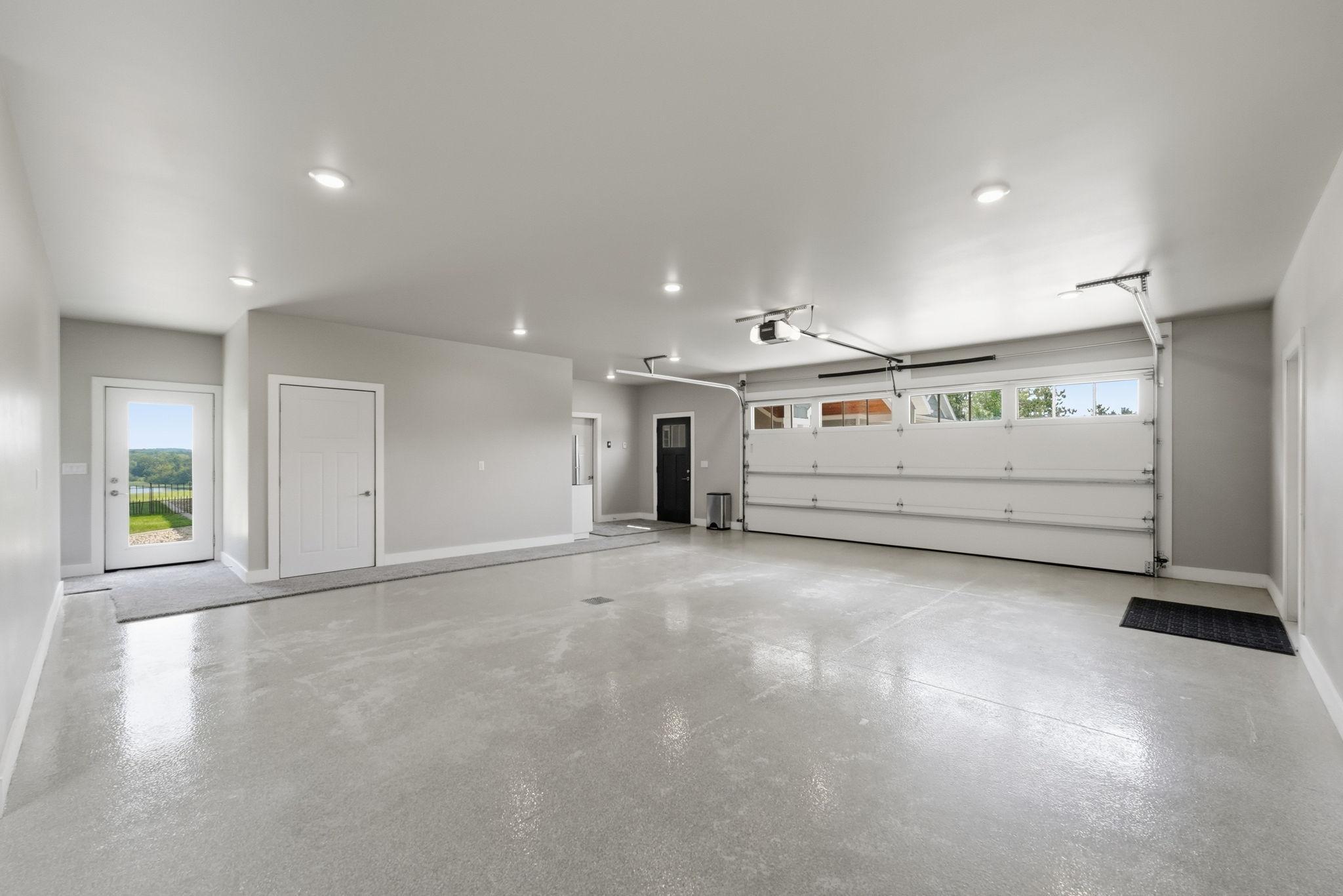 main property photo 73