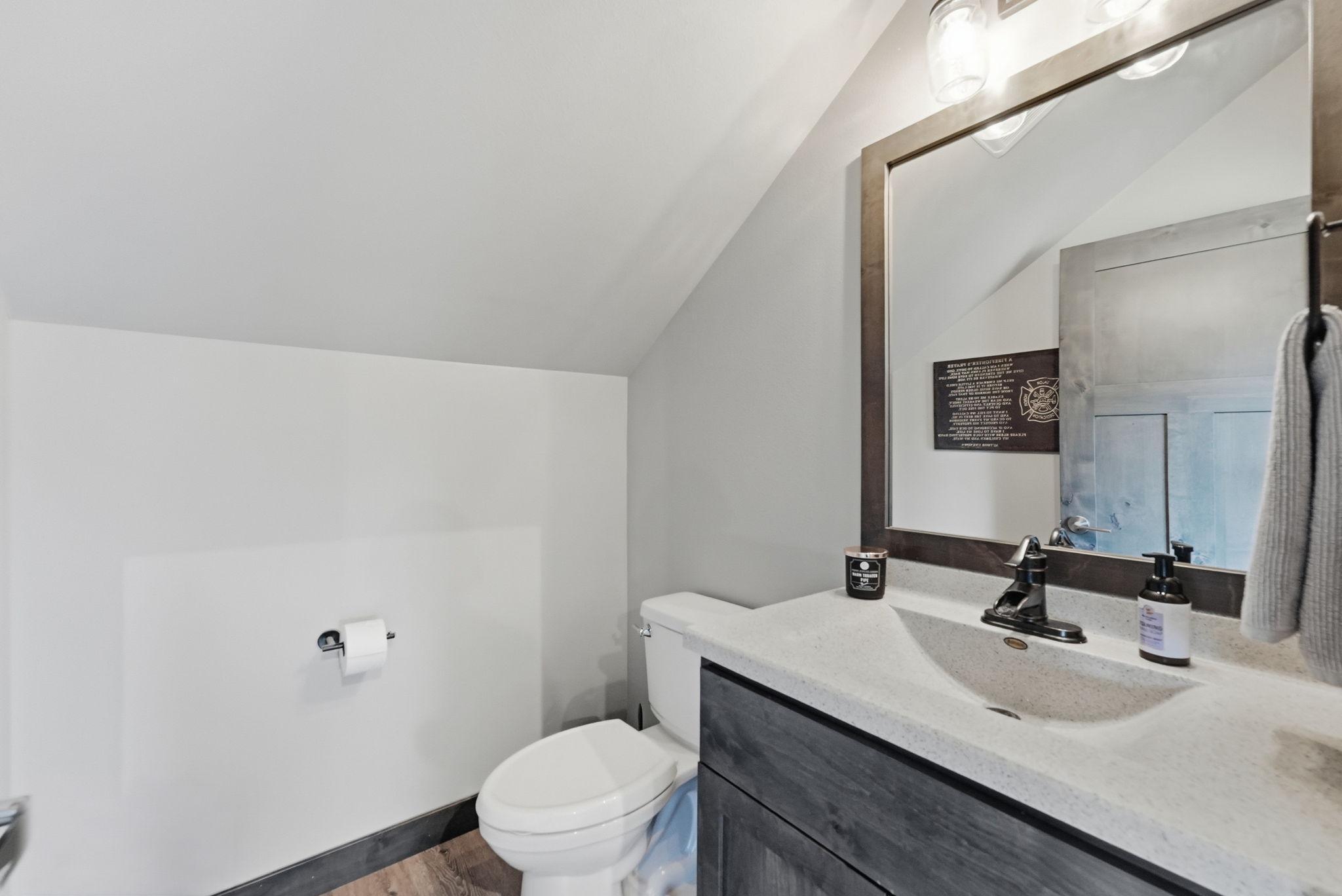 main property photo 74