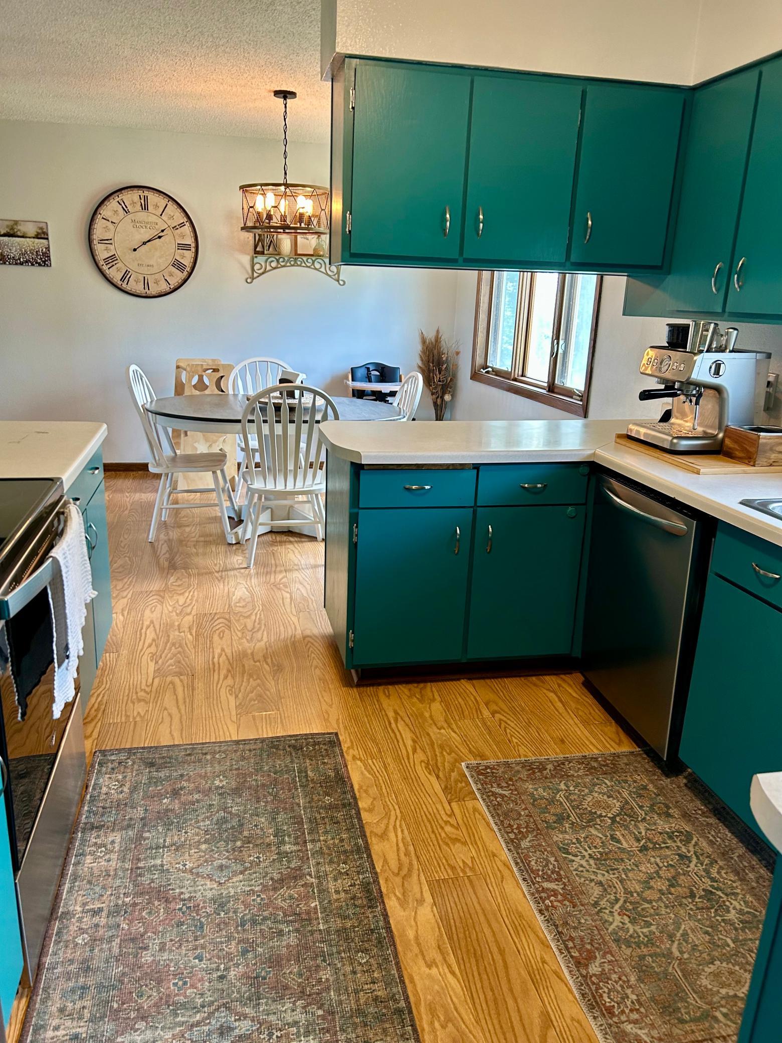 main property photo 7