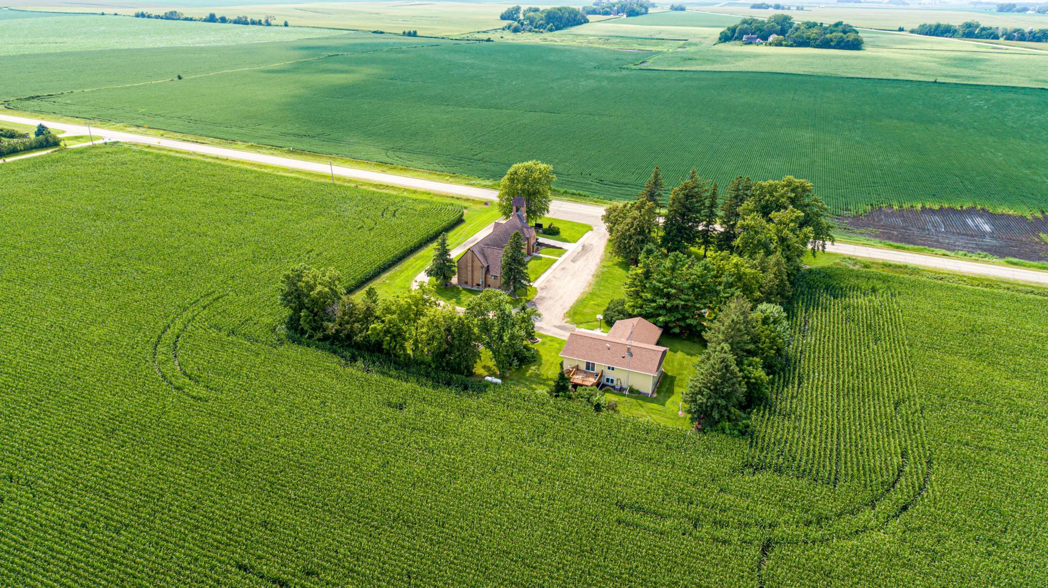 main property photo 37
