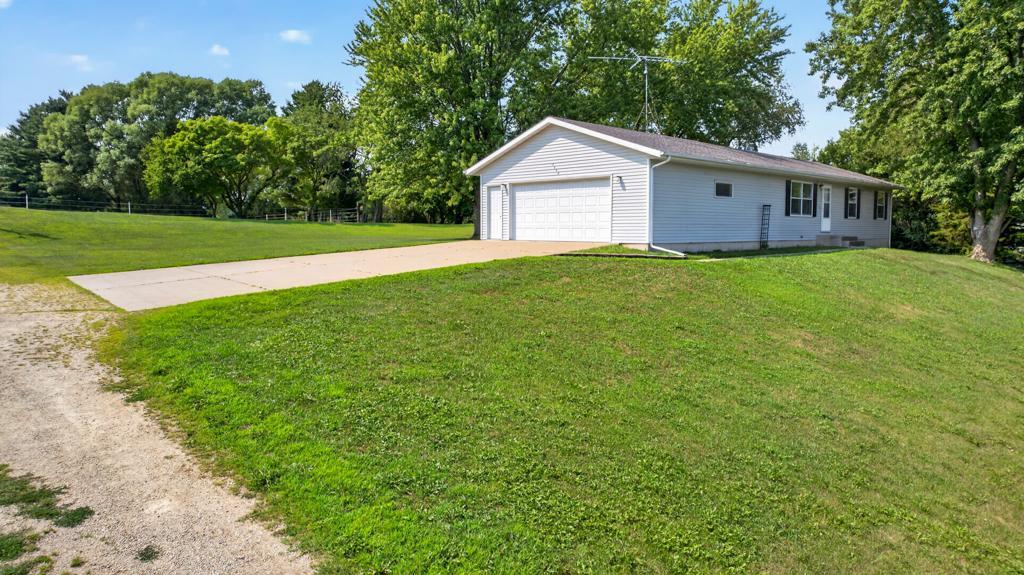 main property photo 59