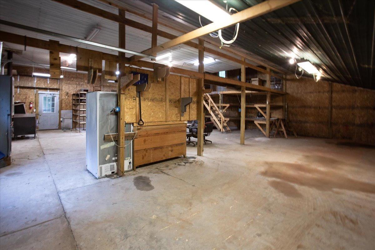 main property photo 47