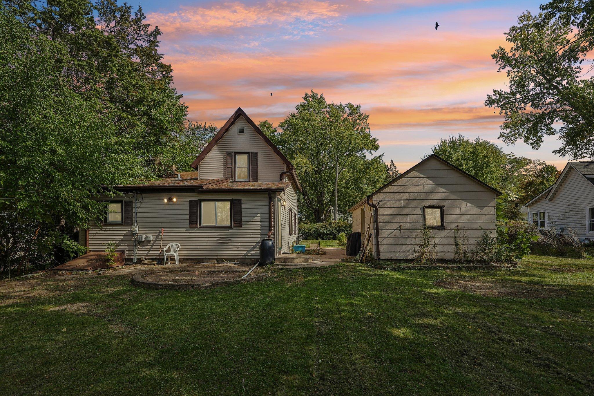 main property photo 25