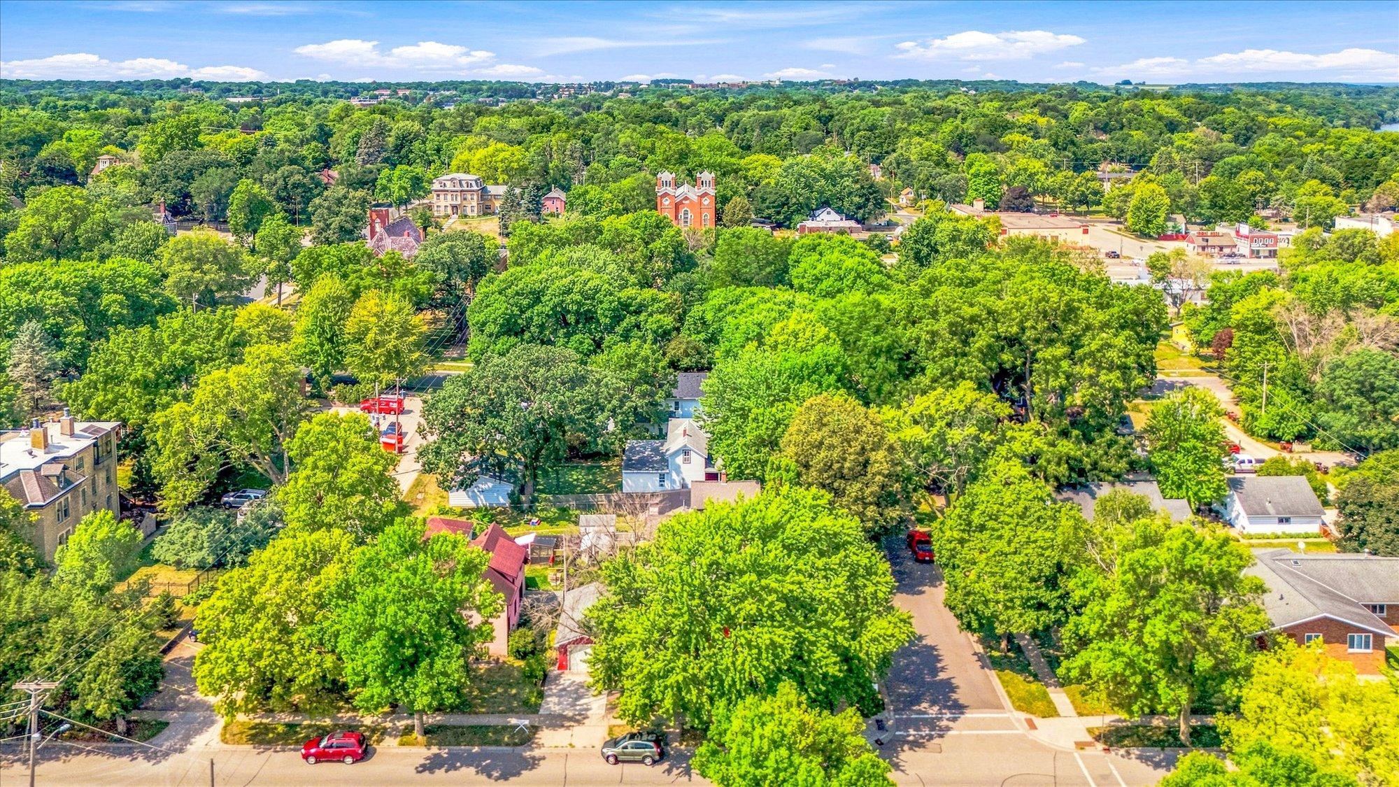 main property photo 37