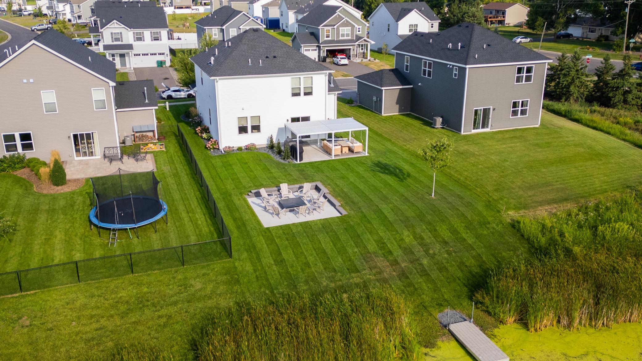 main property photo 33