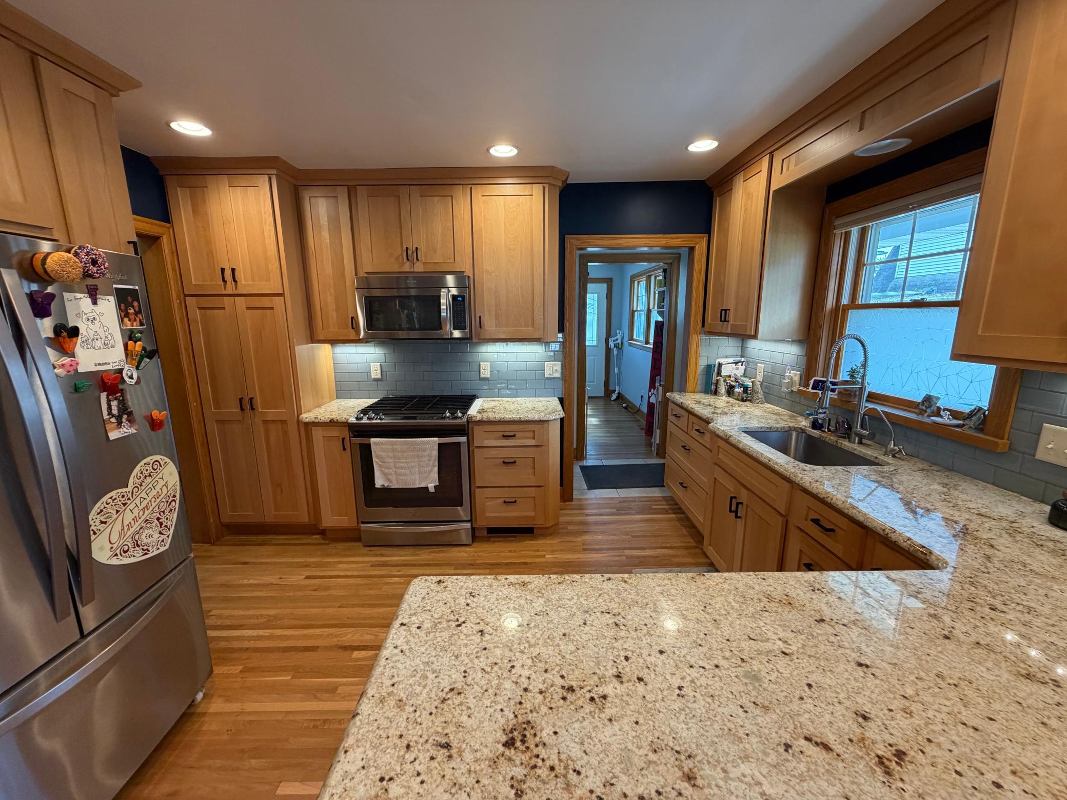 main property photo 8