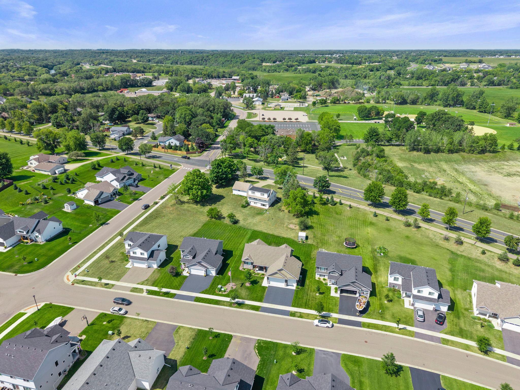 main property photo 40